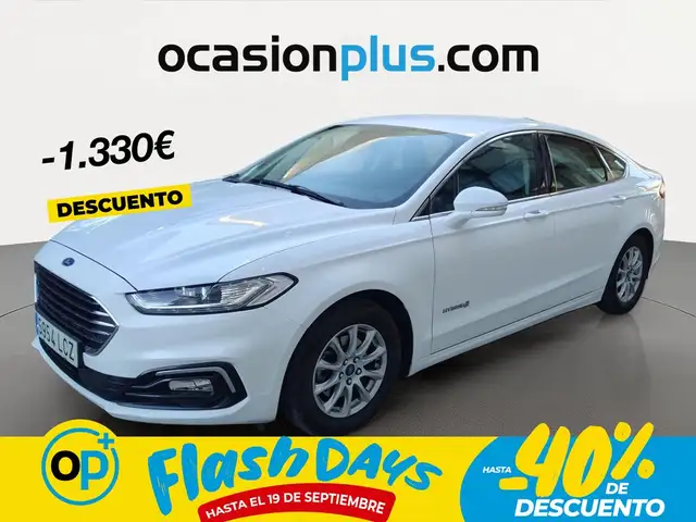 Ford Mondeo Sedán 2.0 HEV Titanium