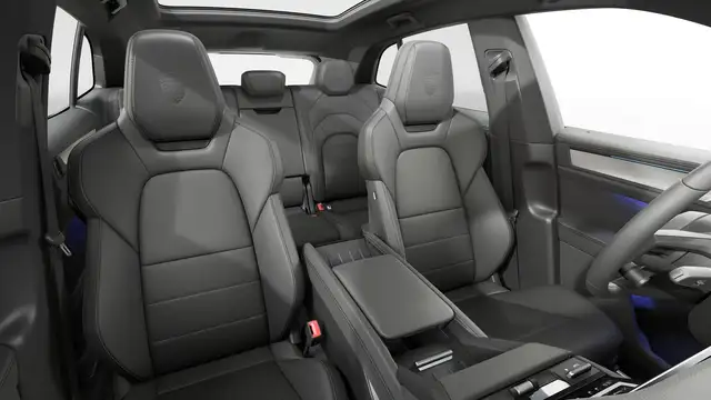 Porsche Cayenne view 6