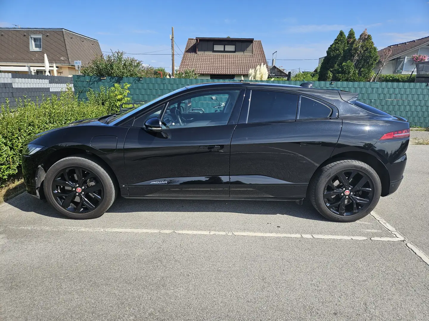 Jaguar I-Pace S EV400 90kWh AWD Schwarz - 1
