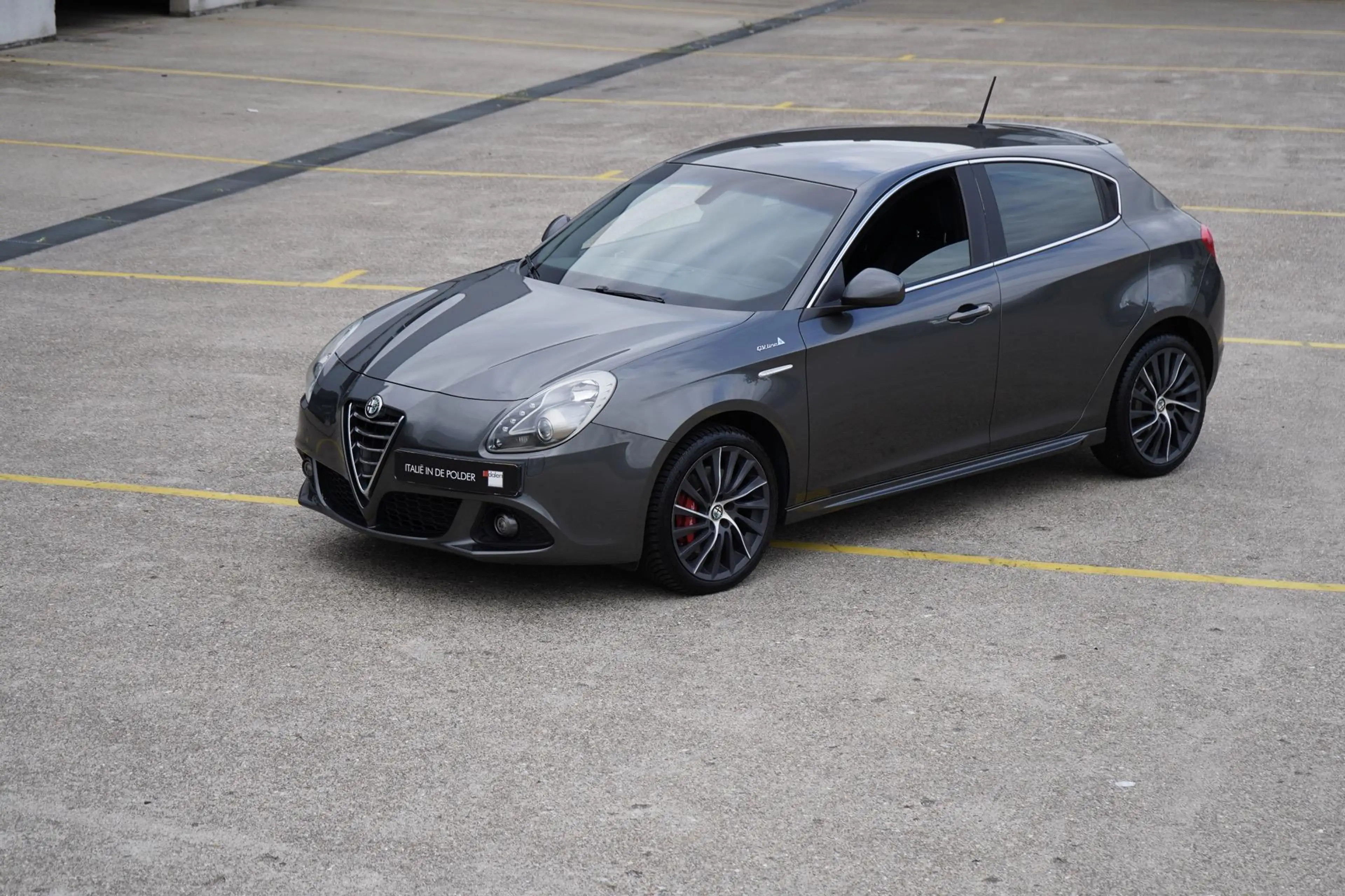 Alfa Romeo Giulietta 1.4 T Distinctive QV-Line — photo 10