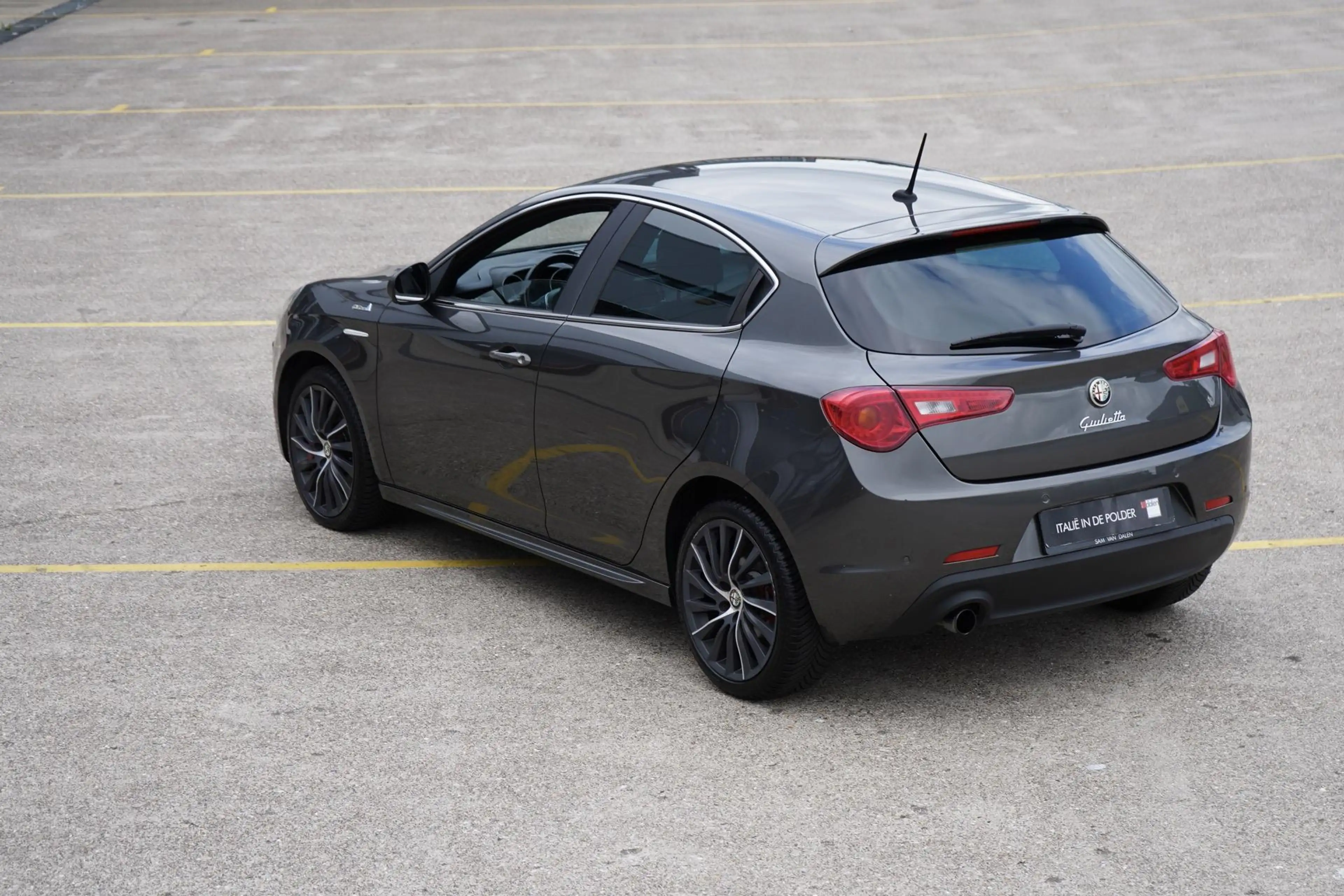 Alfa Romeo Giulietta 1.4 T Distinctive QV-Line — photo 6