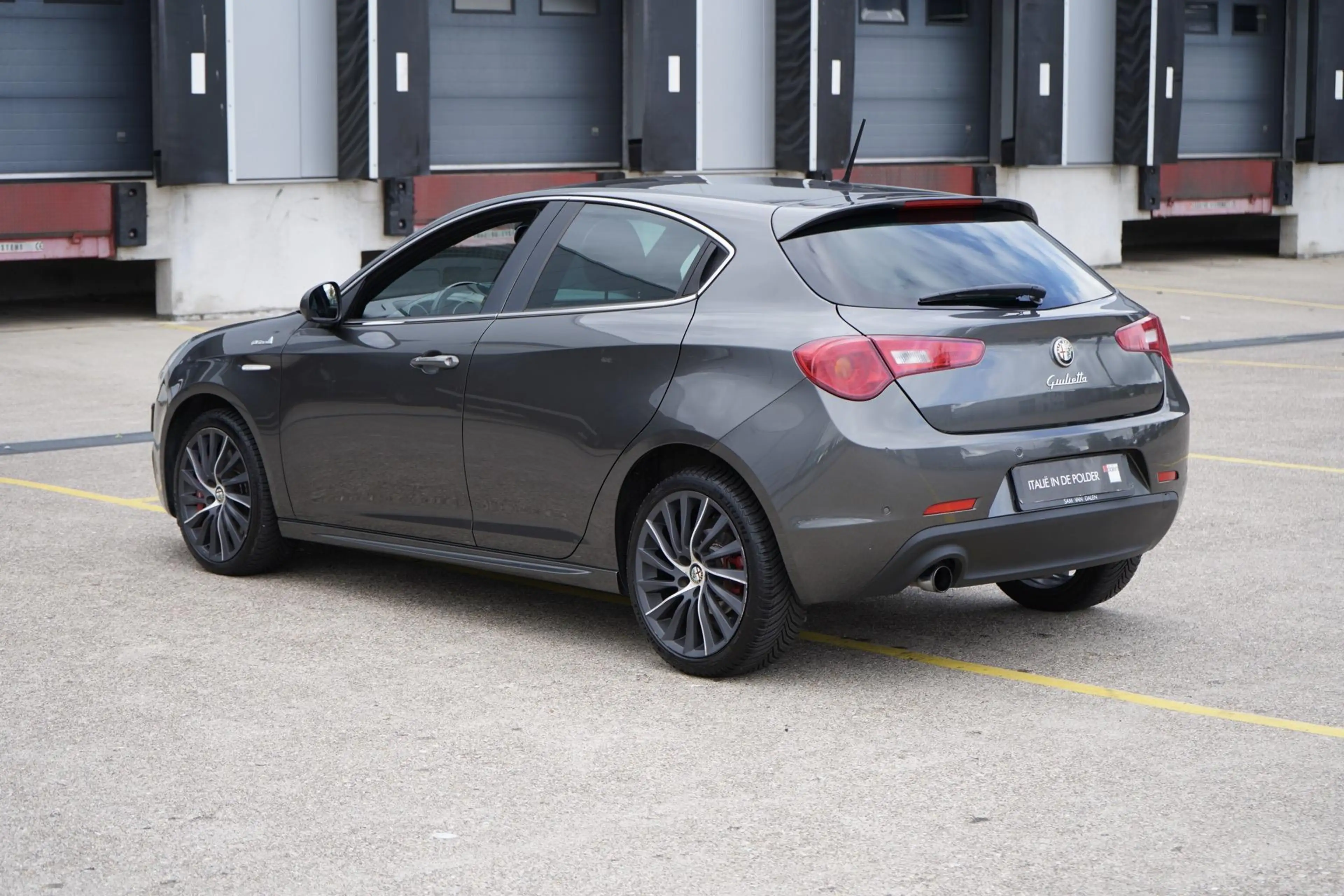 Alfa Romeo Giulietta 1.4 T Distinctive QV-Line — photo 3