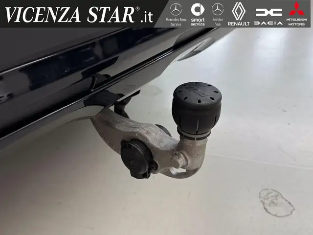 Mercedes-Benz GLC view 14