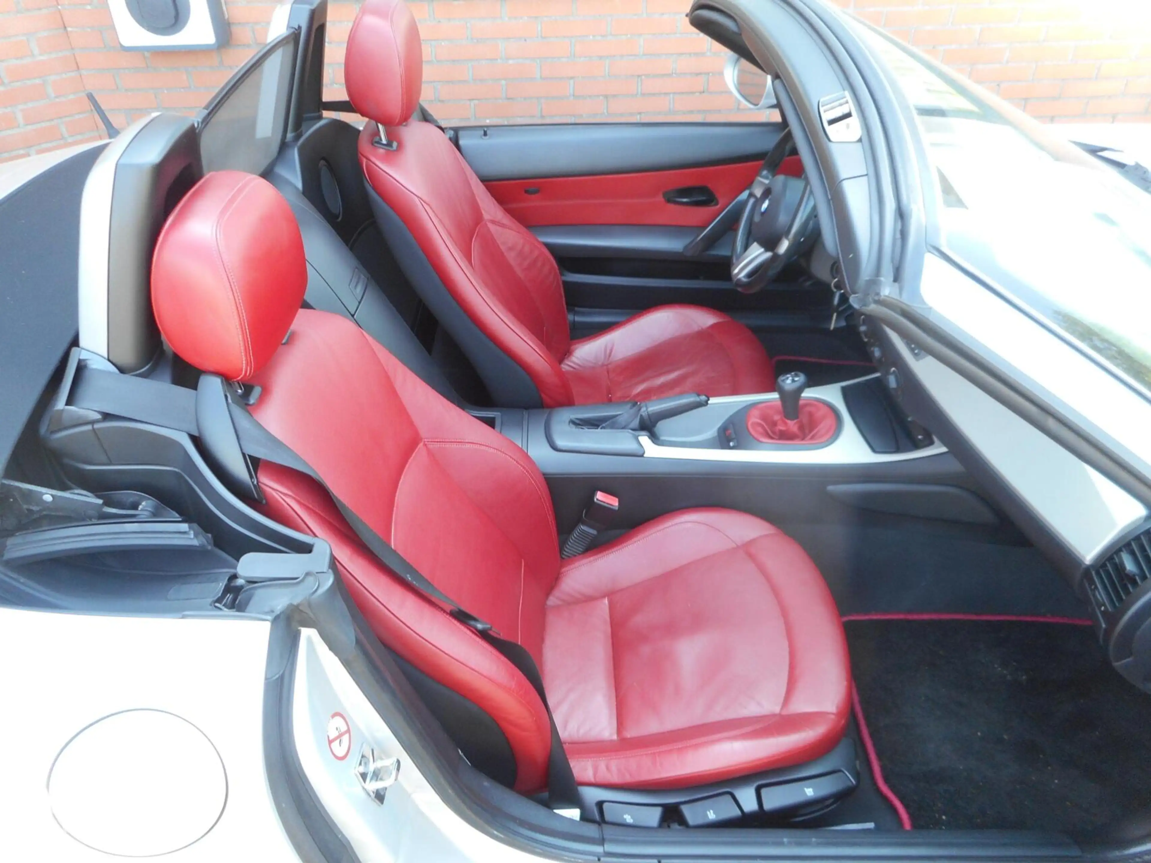 BMW Z4 Roadster 2.2i 6 Cyl — photo 8
