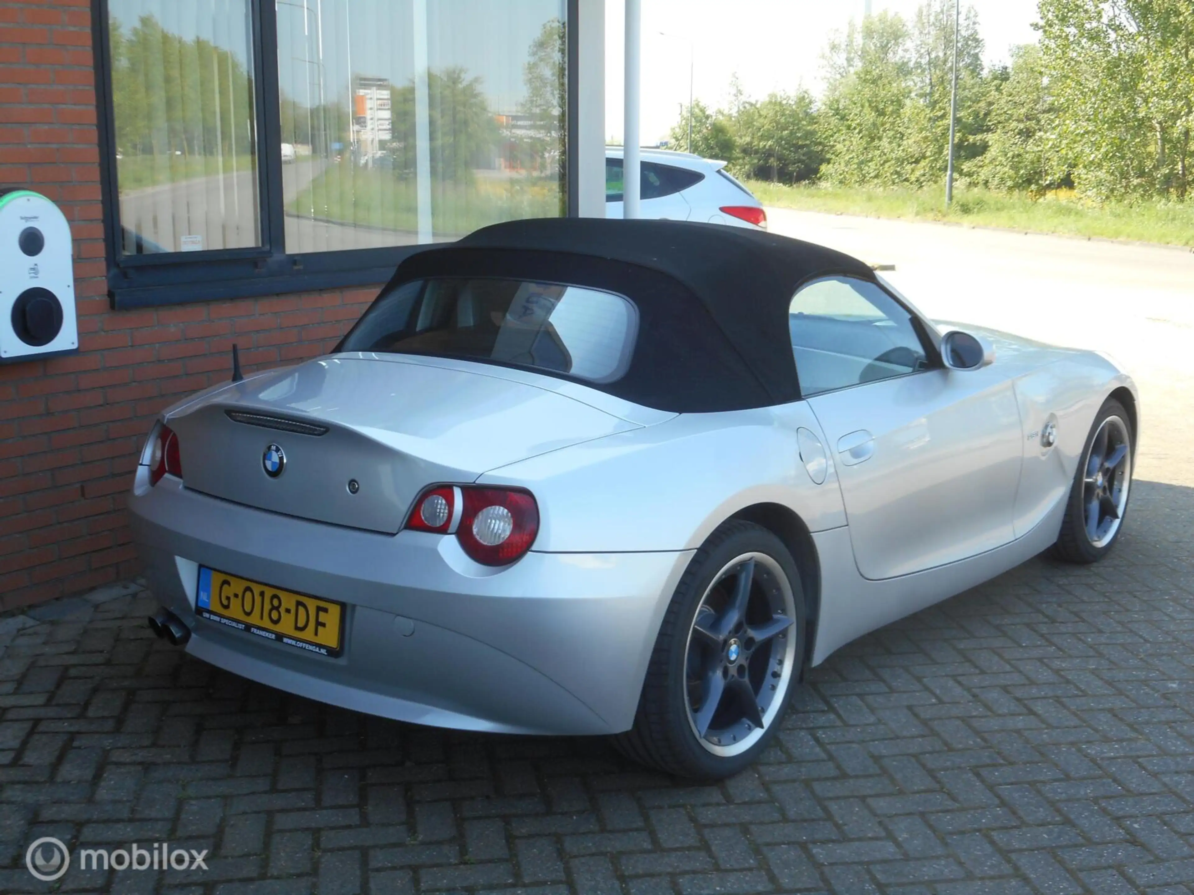 BMW Z4 Roadster 2.2i 6 Cyl — photo 7