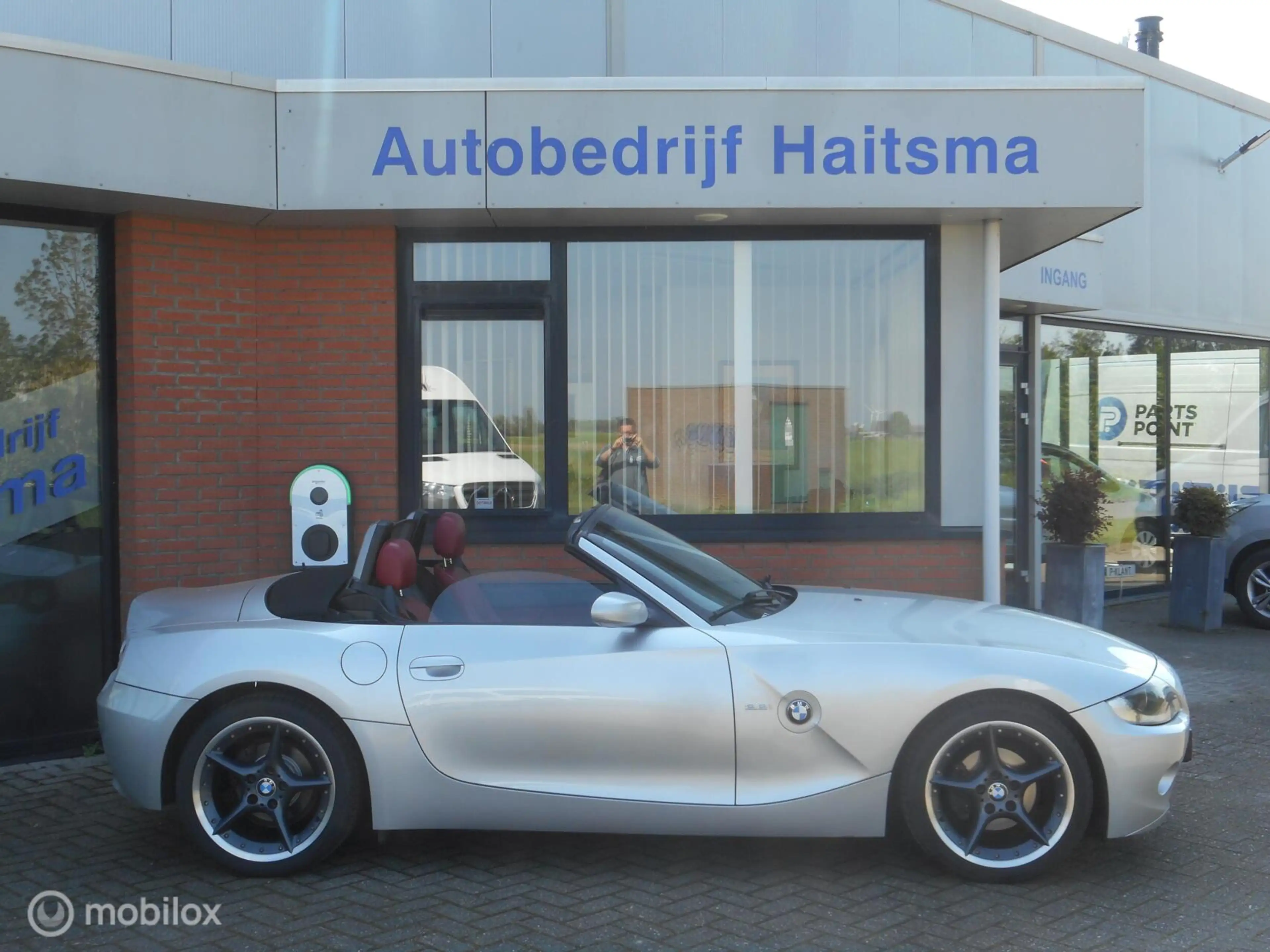 BMW Z4 Roadster 2.2i 6 Cyl — photo 2
