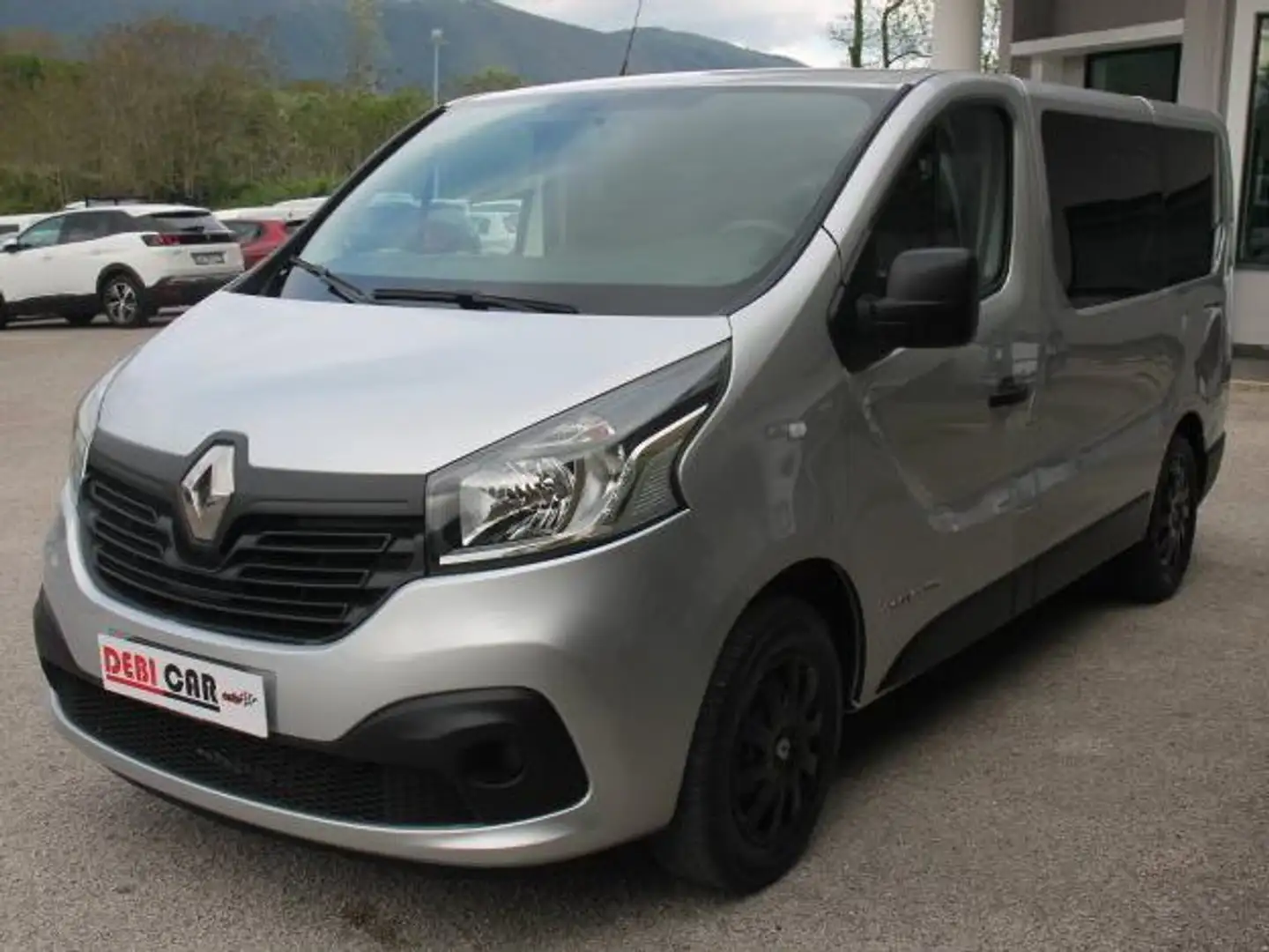 Renault Trafic 9 Posti Grigio - 1