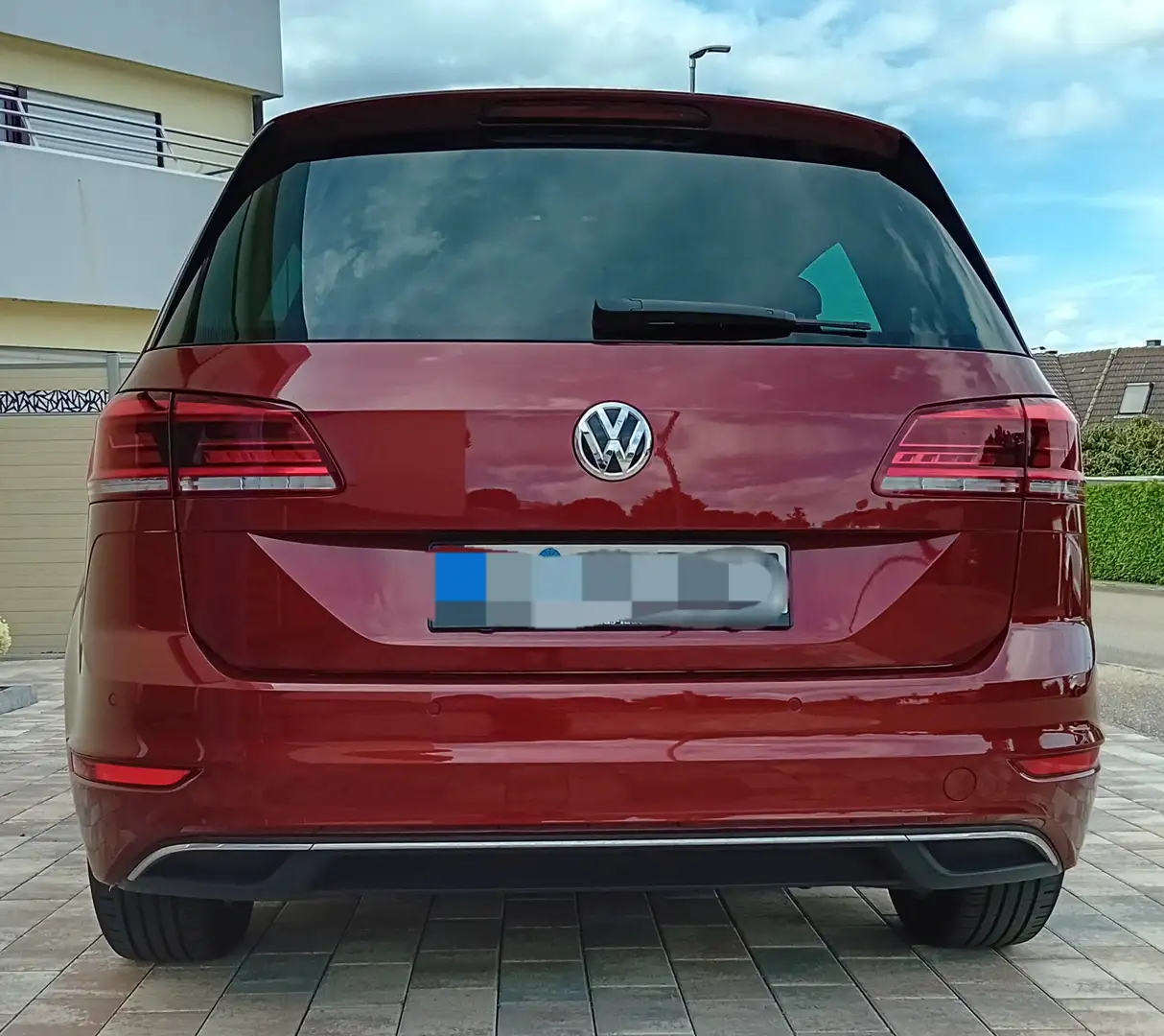 Volkswagen Golf Sportsvan Golf Sportsvan 1.5 TSI ACT OPF DSG Comfortline Rot - 2