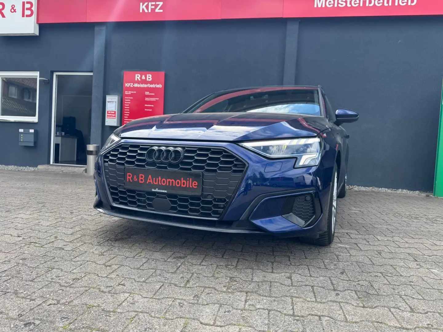 Audi A3 Sportback 40 TFSI e advanced*Hybrid-Plug*Led* Bleu - 2