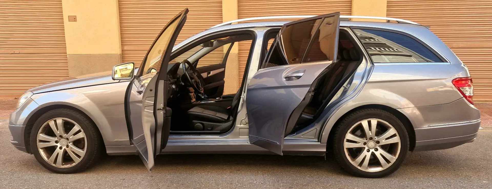 Mercedes-Benz C 220 Estate 220CDI Avantgarde Aut. - 1