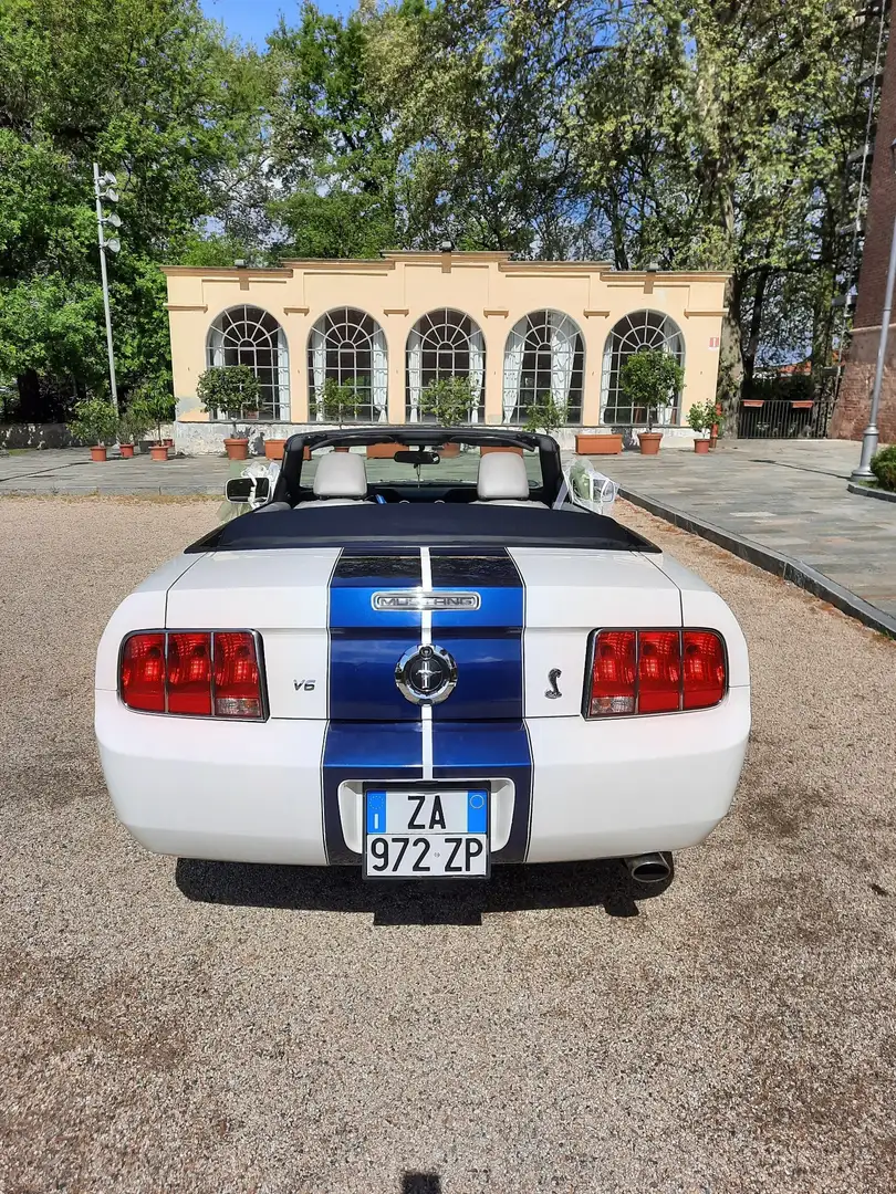 Ford Mustang cabrio - 1