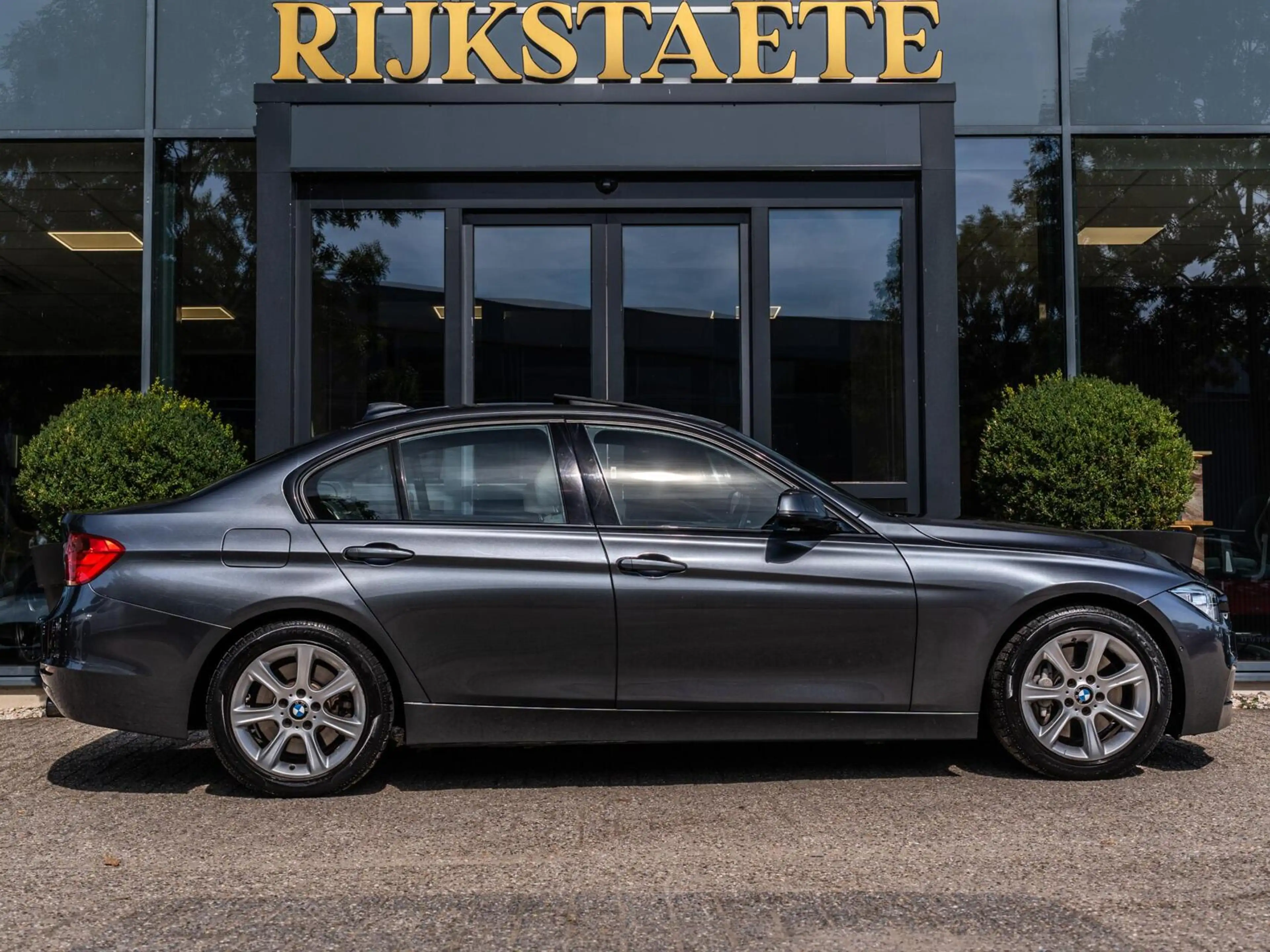 BMW 335 3-serie 335i xDrive M-Sport|PANO|CAM|HEAD-UP|17' — photo 6