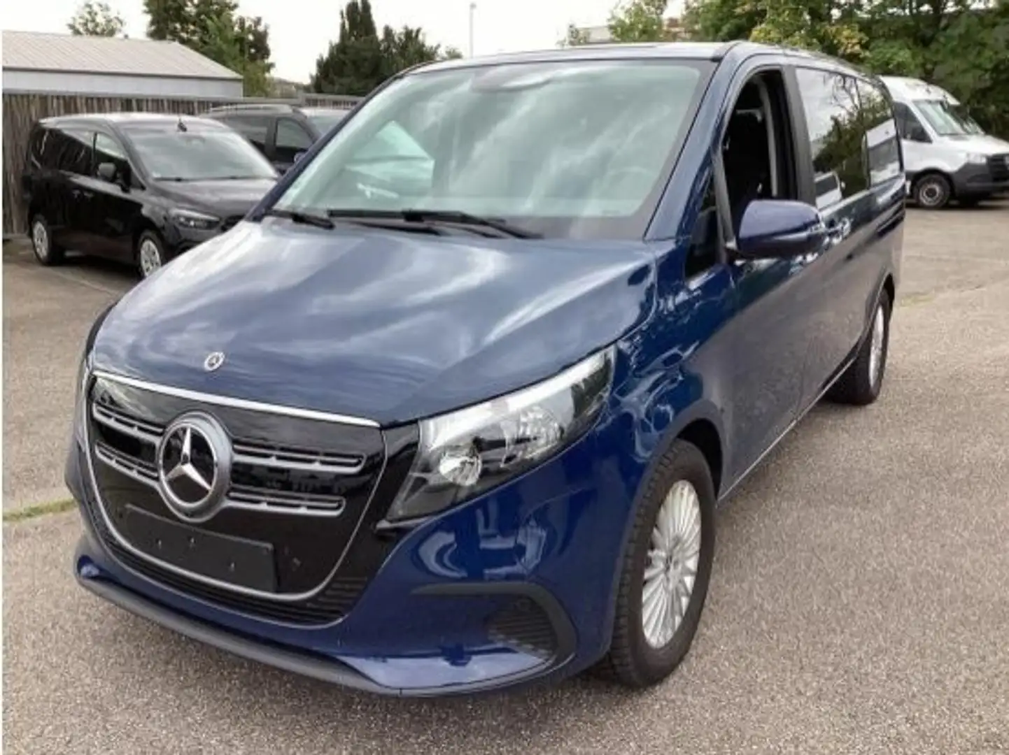 Mercedes-Benz EQV 300 EQV 300 Lang Distronic Kamera 8-Sitze Navi Sitzh Blau - 2