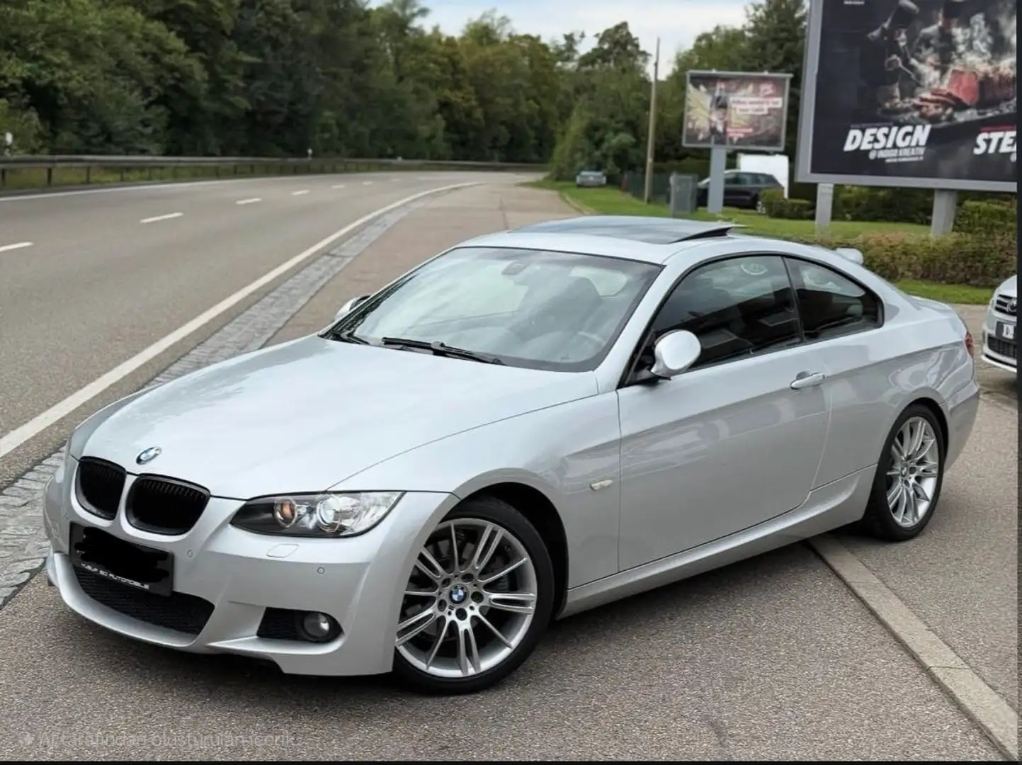 BMW 325 325i Coupé - 2