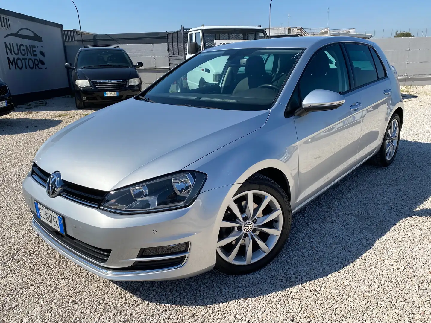 Volkswagen Golf Golf 5p 1.6 tdi Highline Executive 110cv dsg Plateado - 1