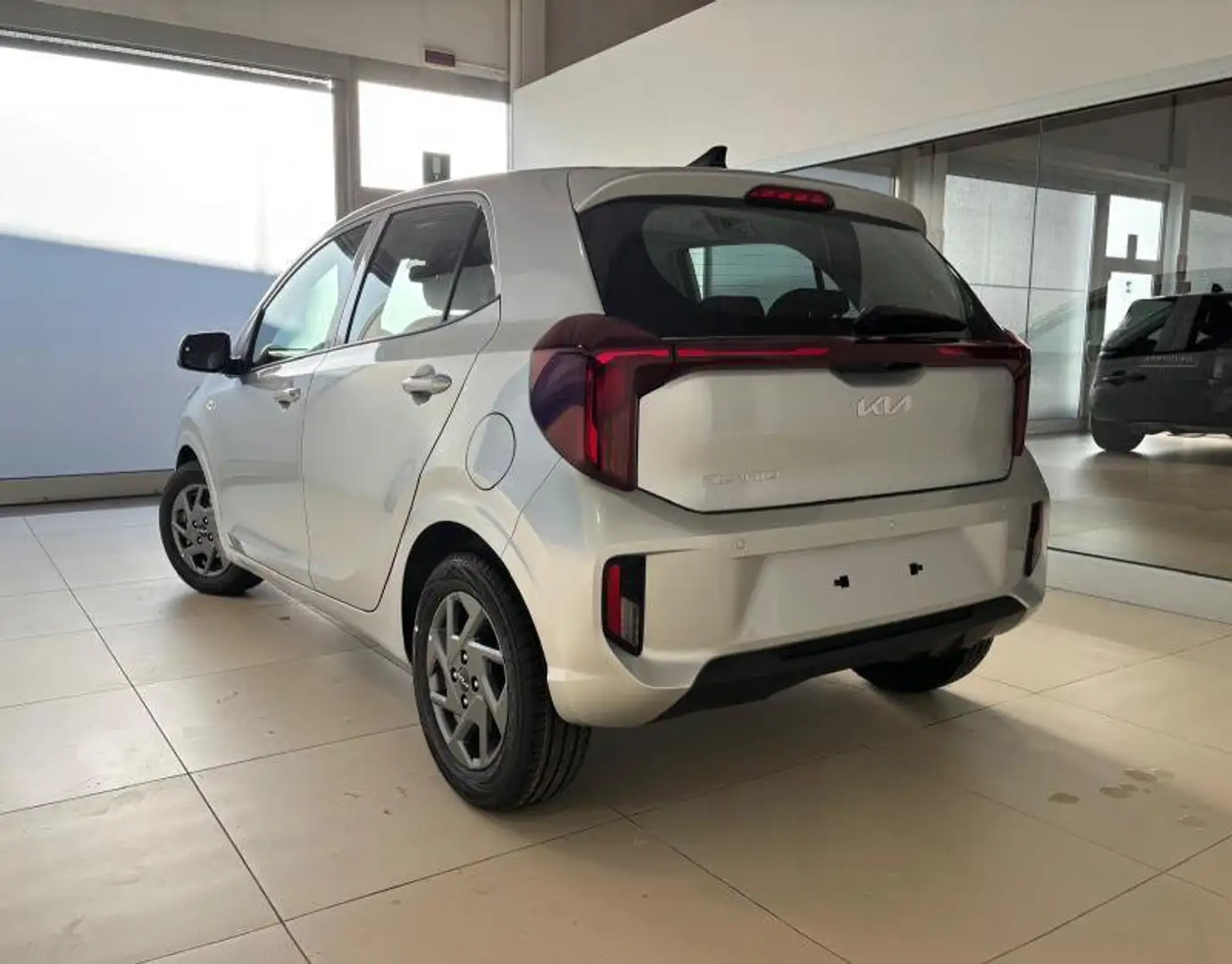 Kia Picanto KAPPA /1000 CC PE MPI/DOHC UNLEADED/GASOLINE 5 SP Argento - 2