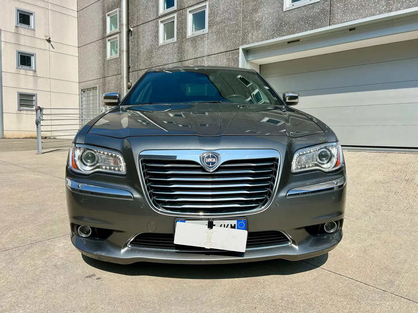 Lancia Thema Thema 3.0 V6 Platinum 239cv auto - FULL OPTIONAL!! Šedá - 2