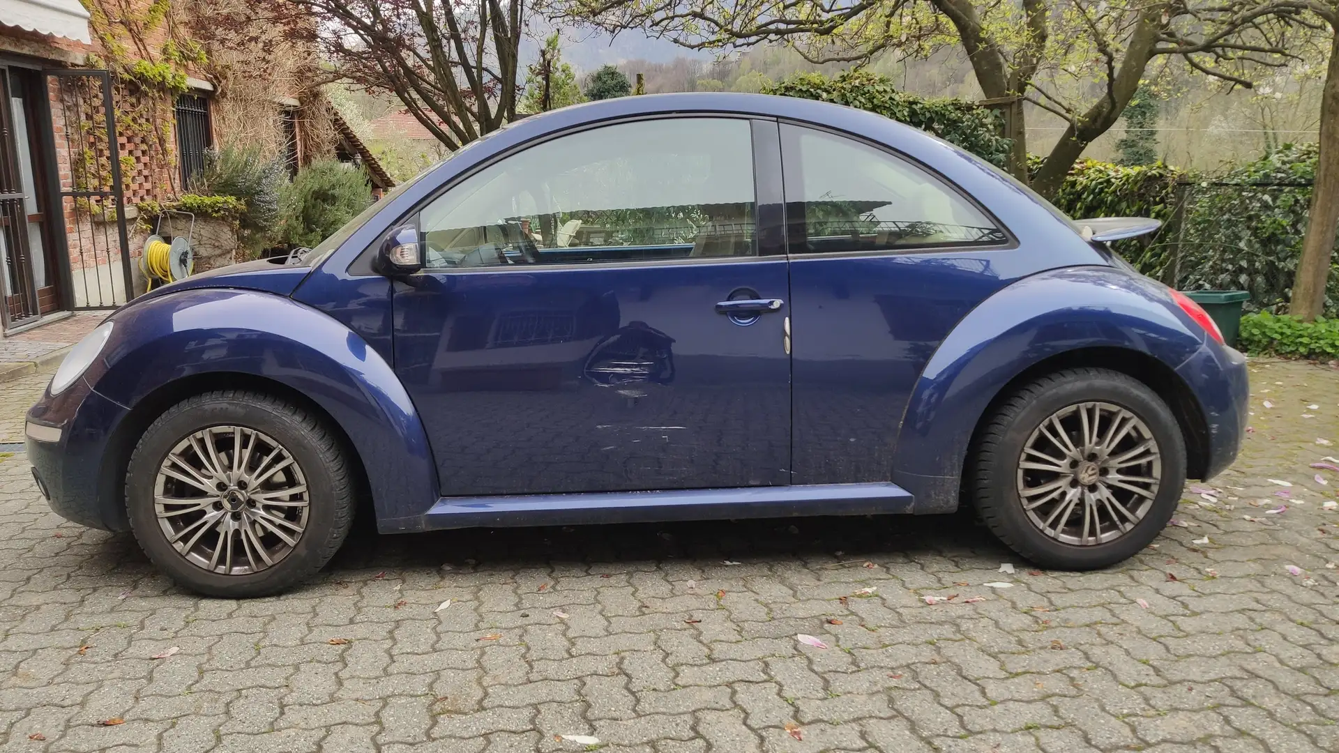 Volkswagen Beetle 1.6 cambio automatico Albastru - 2