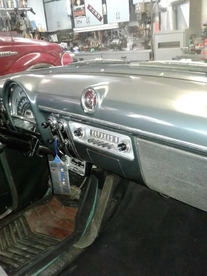 Ford Customline снимка Ford Customline