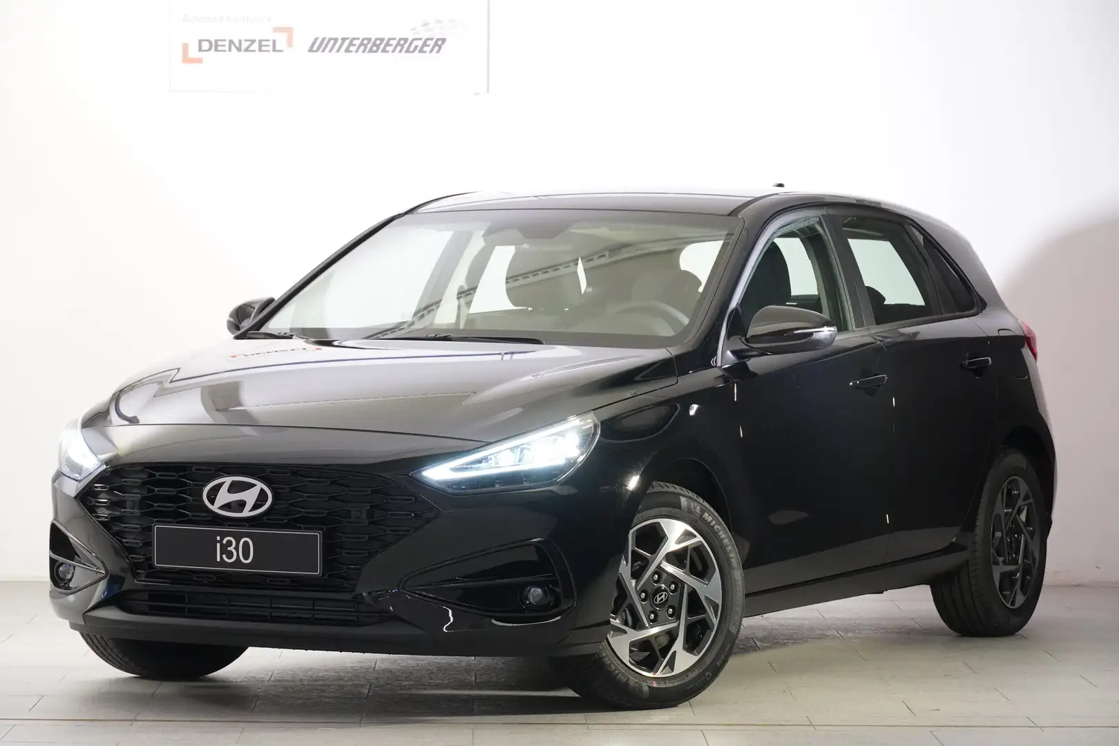 Hyundai i30 - PD GO 1.5 DPI Schwarz - 1