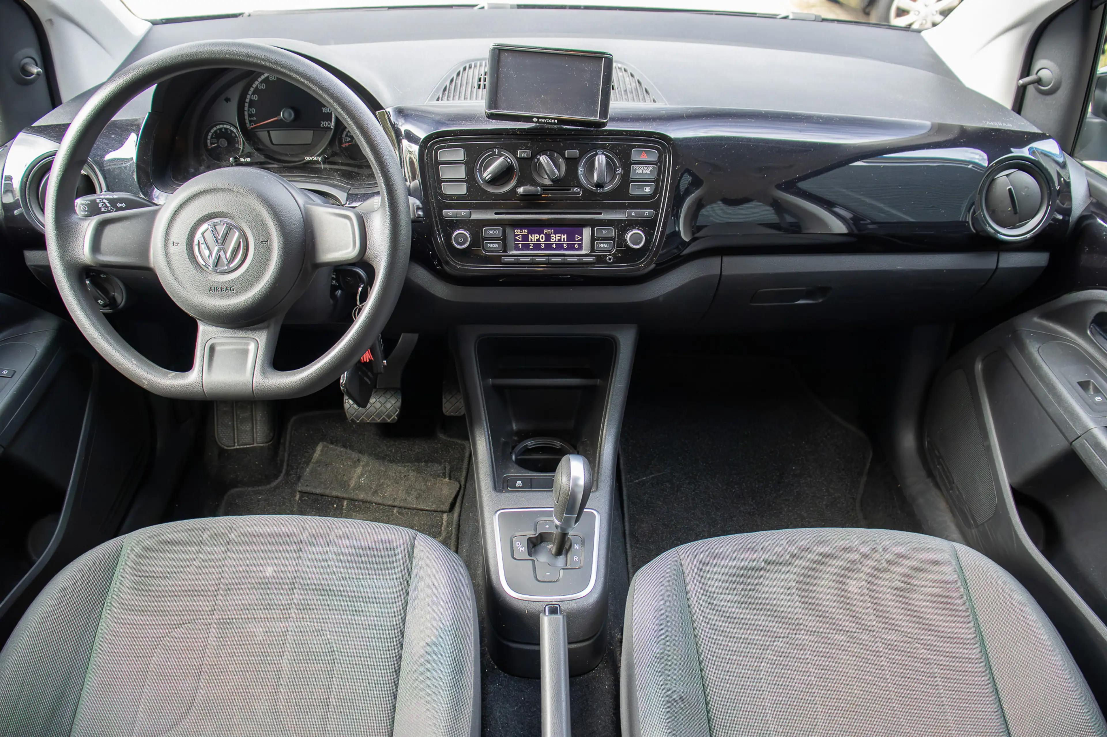 Volkswagen up! UP 1.0 move PDC automaat airco cruise — photo 3