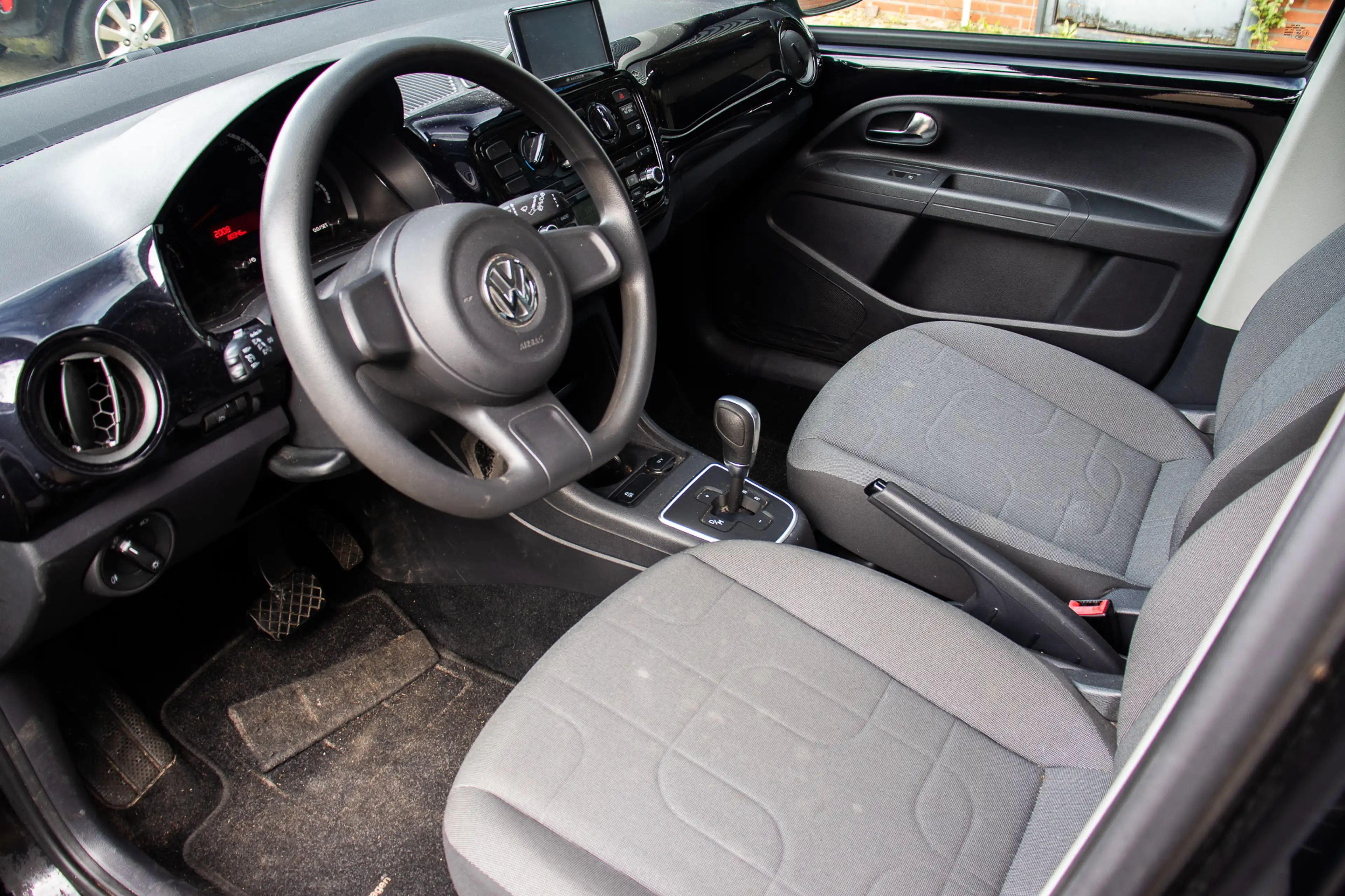 Volkswagen up! UP 1.0 move PDC automaat airco cruise — photo 13