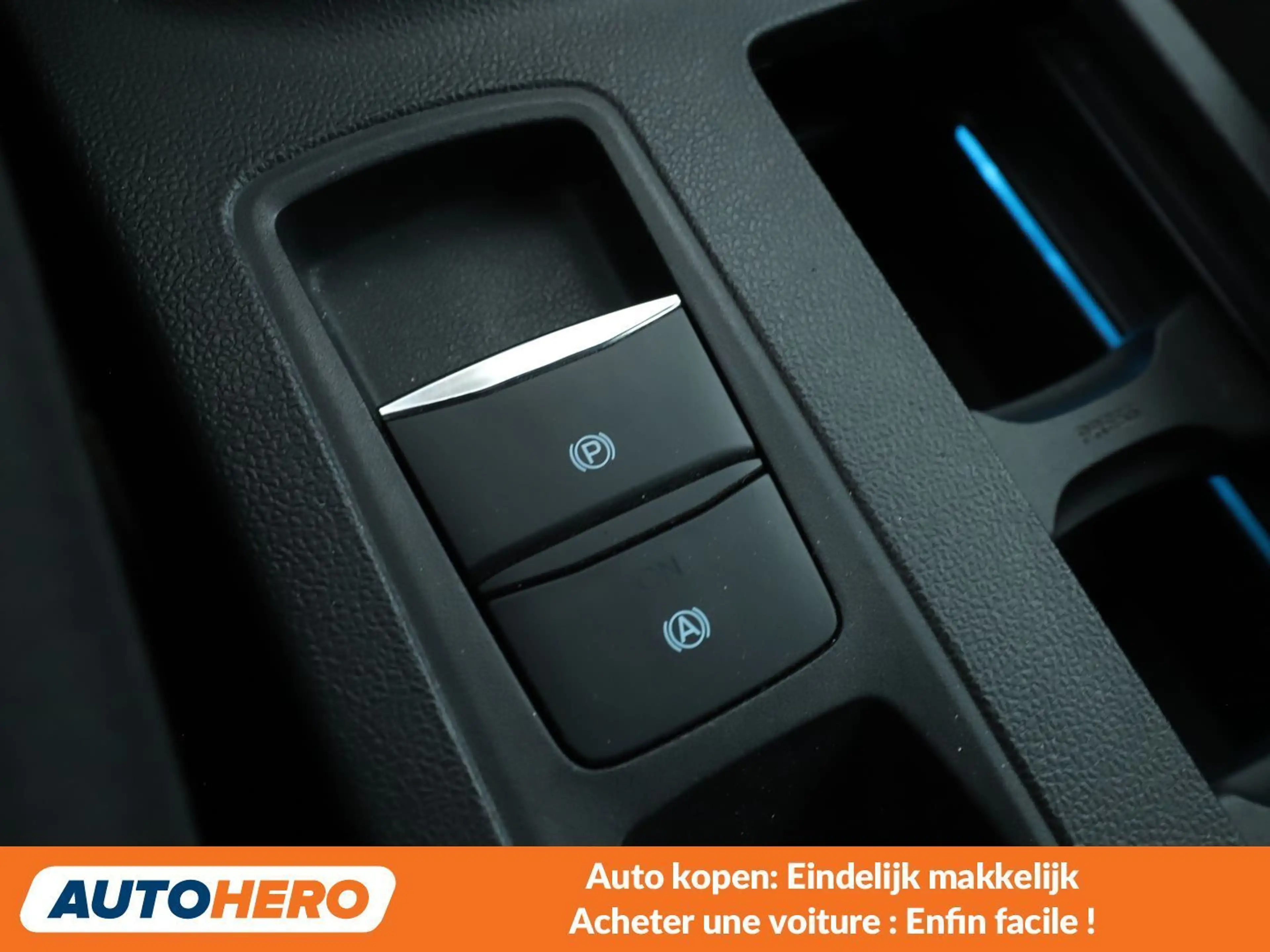 Ford Focus 1.5 EcoBoost ST-Line — photo 15