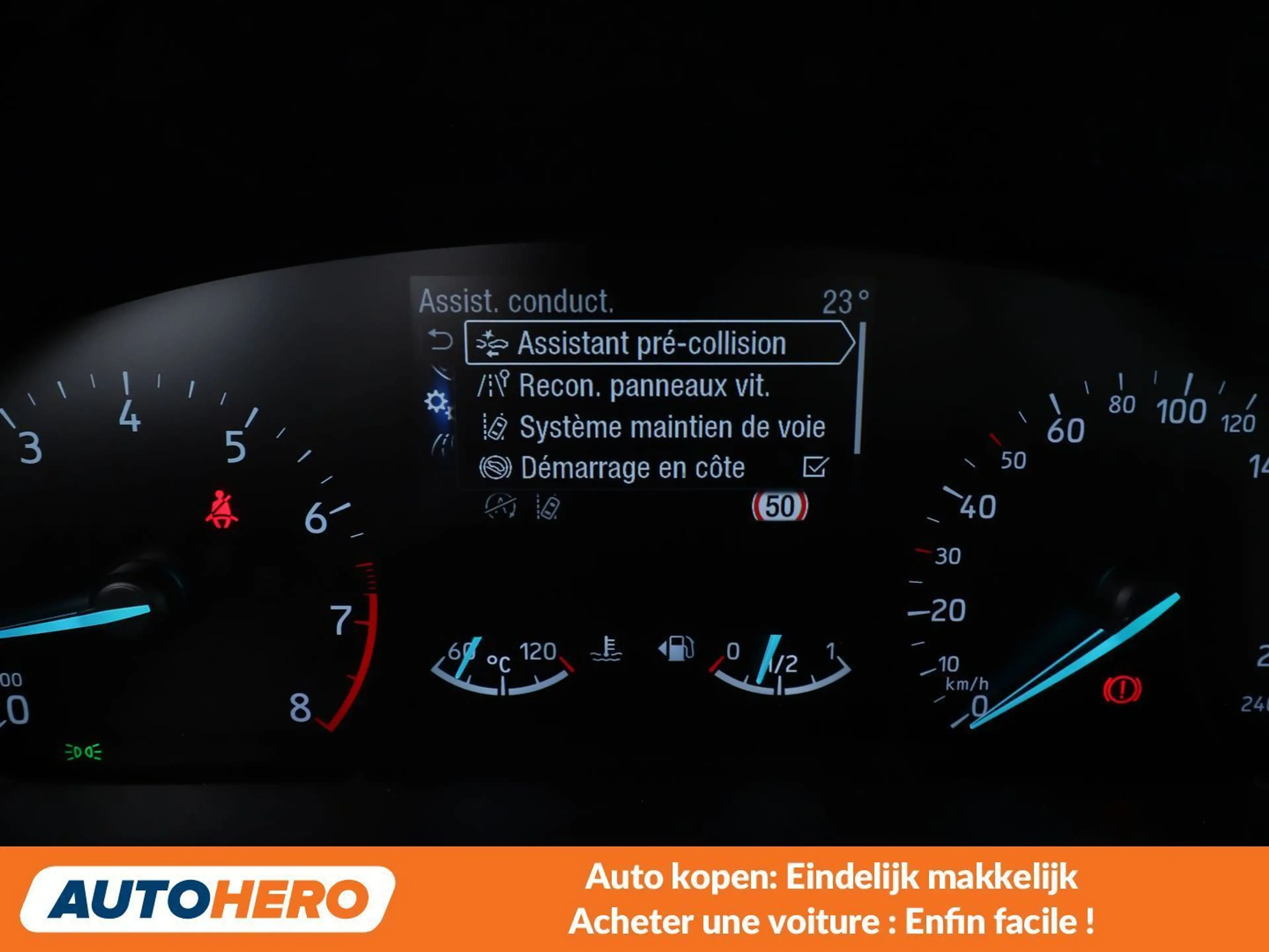 Ford Focus 1.5 EcoBoost ST-Line — photo 11