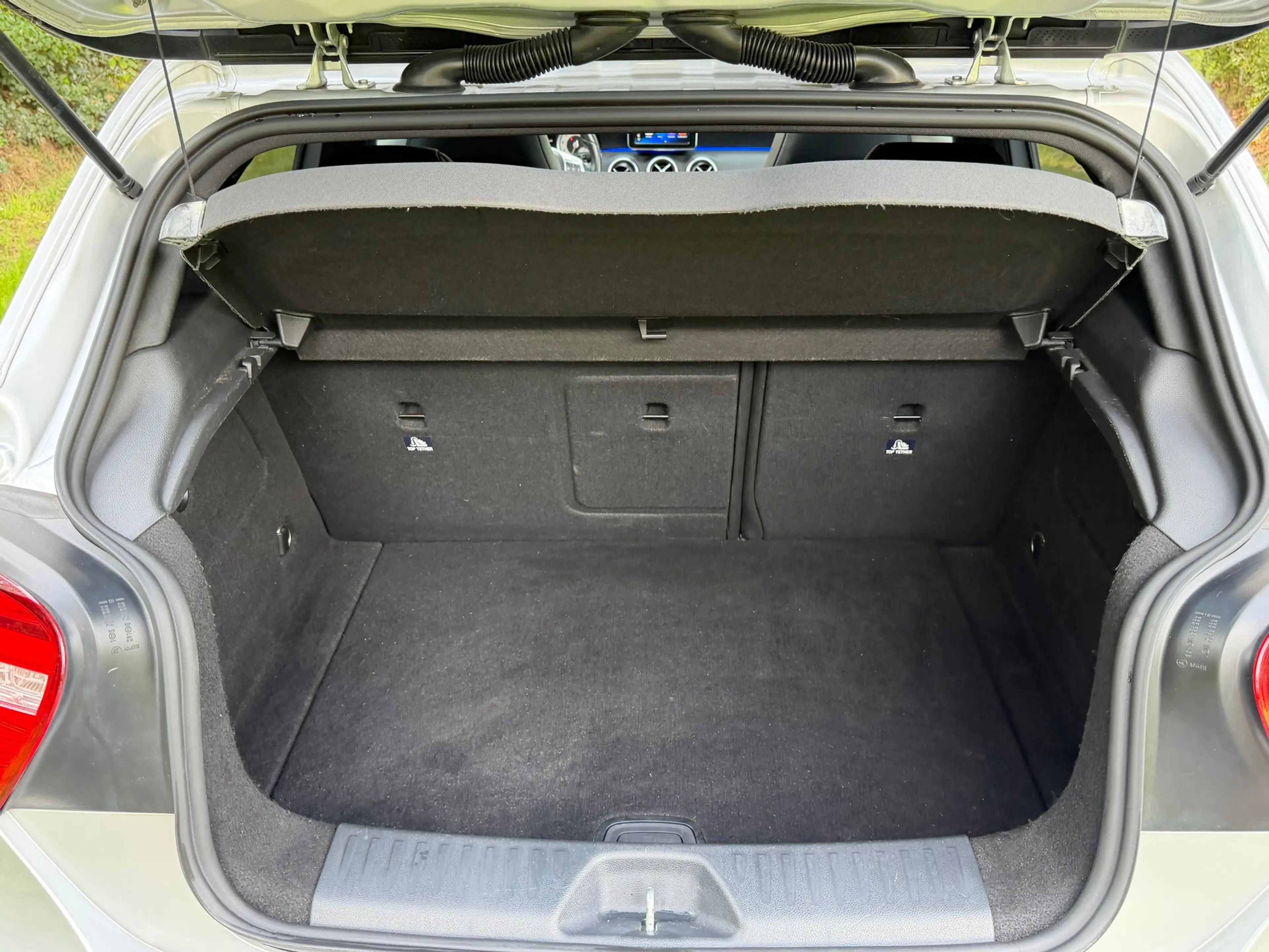 Mercedes-Benz A 250 Sport | Pano | Leder | Xenon | NAP | Spoiler | — photo 13