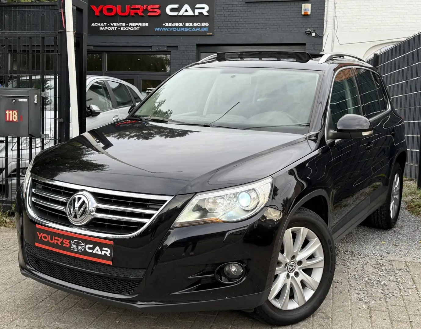 Volkswagen Tiguan 2.0 CR TDi 4Motion - Toit Panoramique - Xenon Gps Noir - 1
