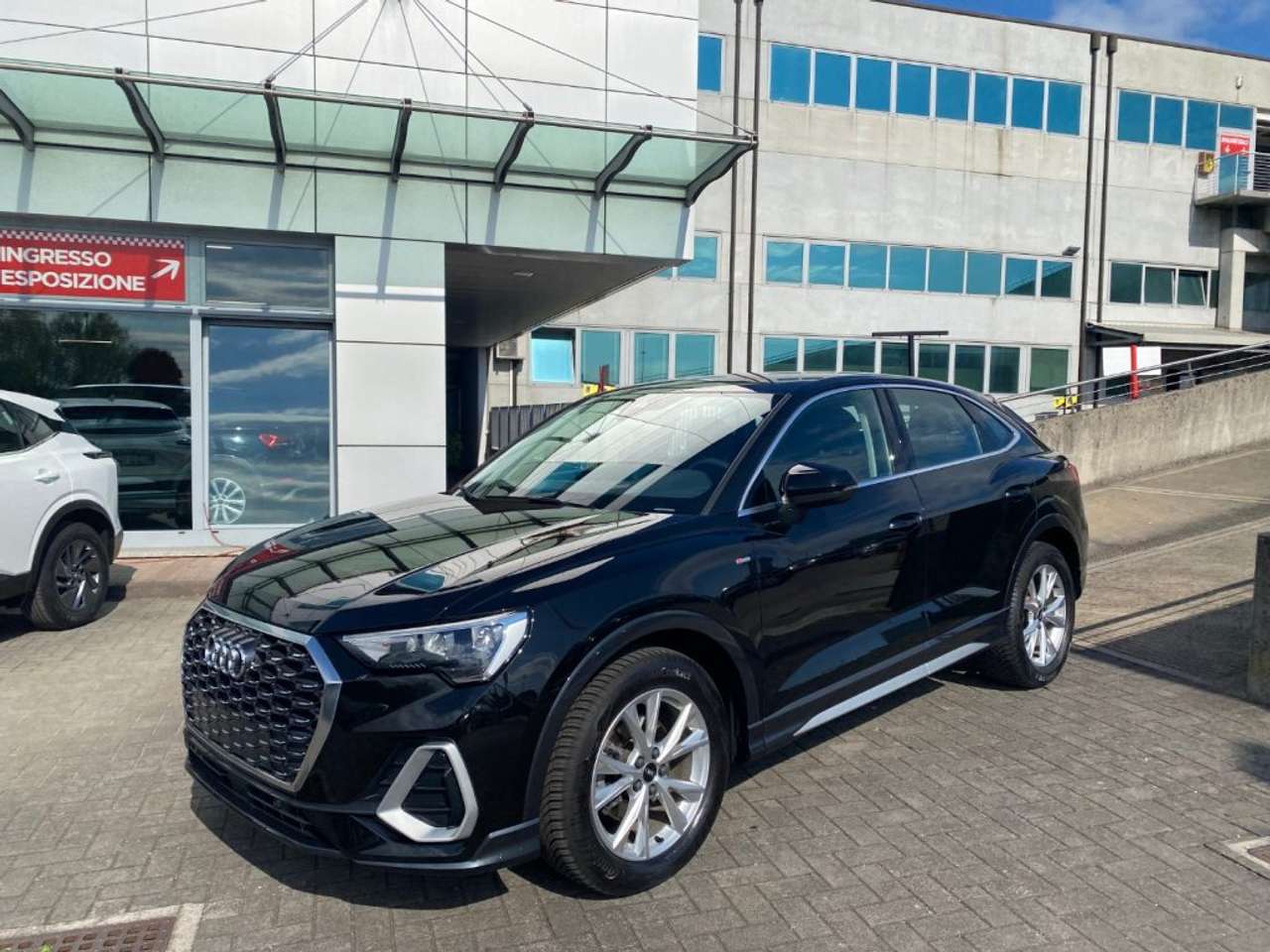 Audi Q3 SPB 35 TDI S tronic s line bisness
