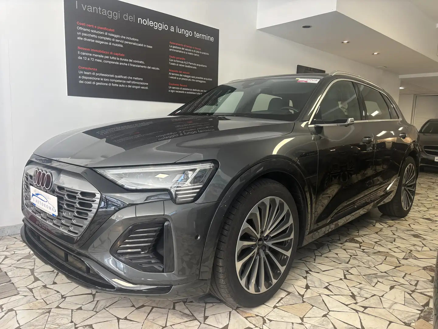 Audi Q8 Q8 e-tron 55 S line edition quattro ITALIANA Grigio - 1