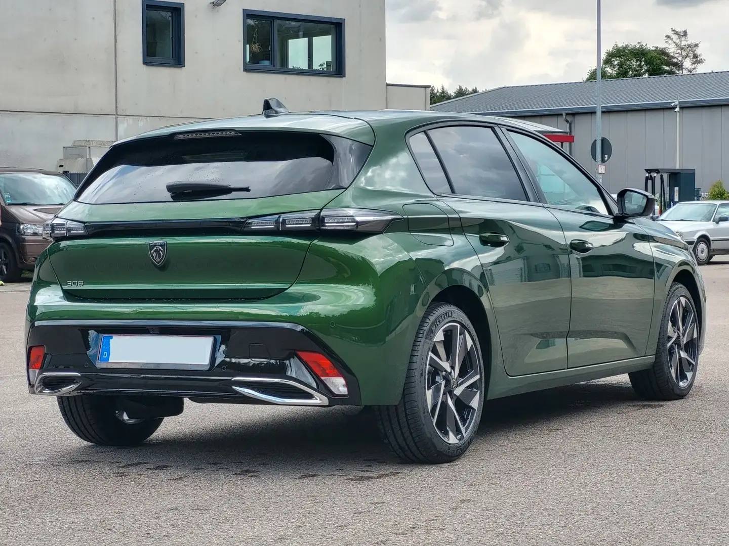 Peugeot 308 Hybrid 136 e-DSC6 Allure / NAVI / T-Leder Grün - 2