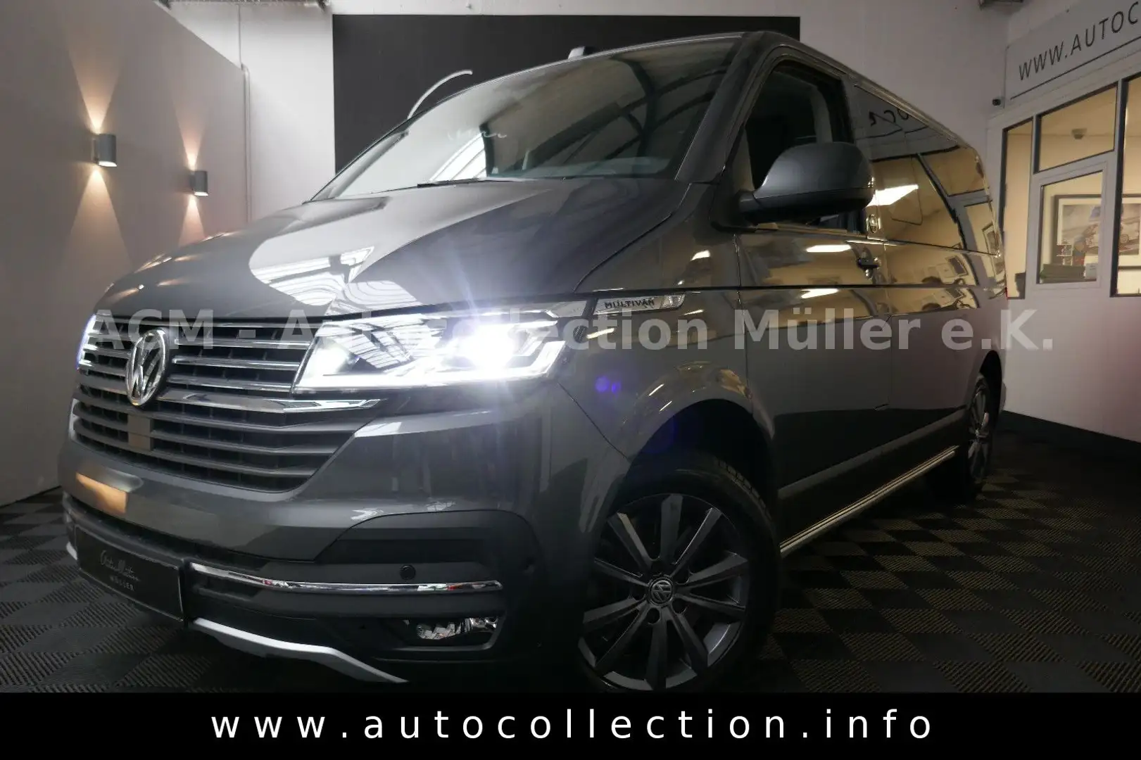 Volkswagen T6 Multivan T6.1 Multivan 4 Motion*PanAmericana*Virtuell*ACC Gris - 1