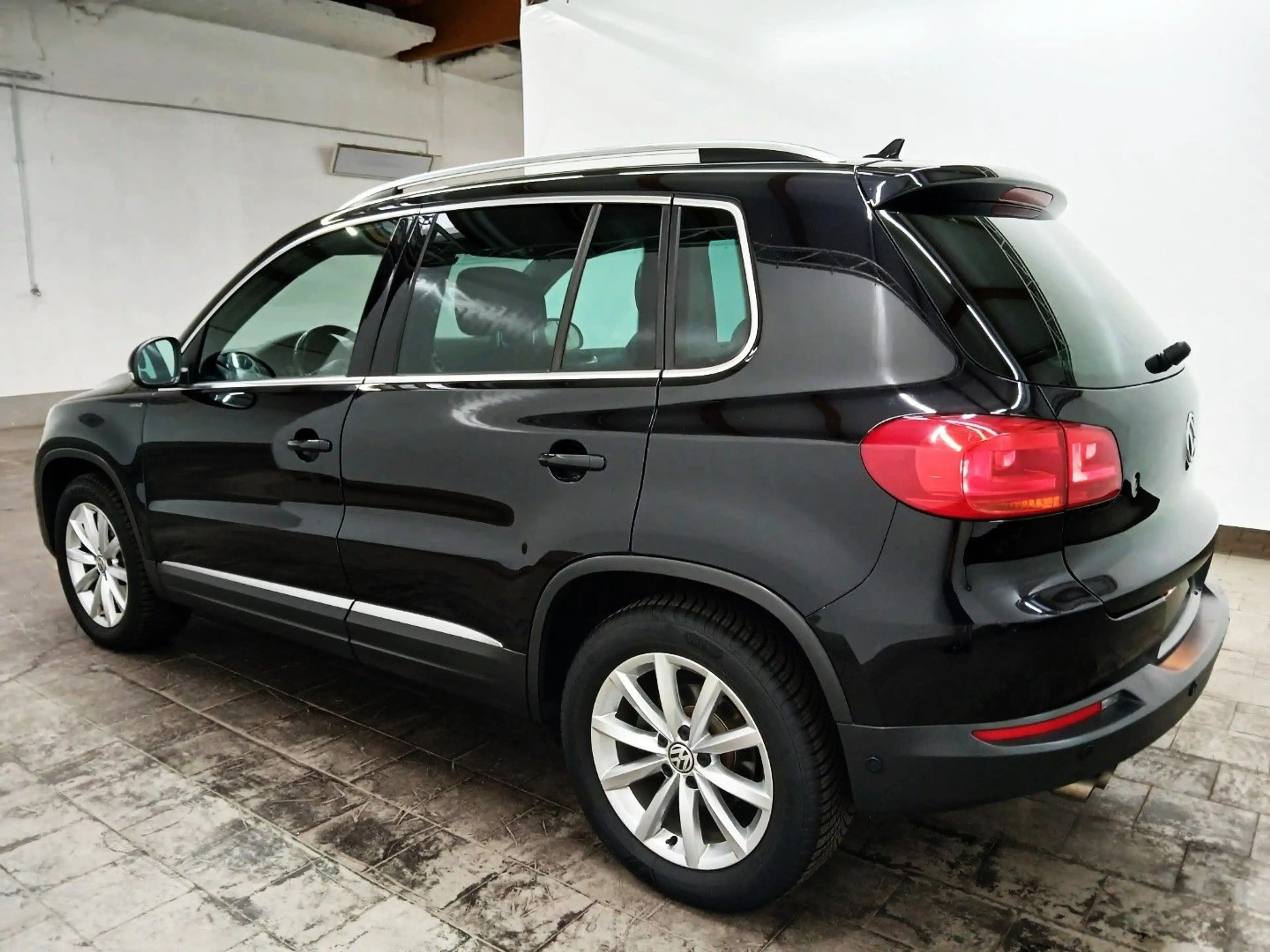 Volkswagen Tiguan 1.4TSI DSG Sport & Style|AHK|R-CAM|1.HAND — photo 5