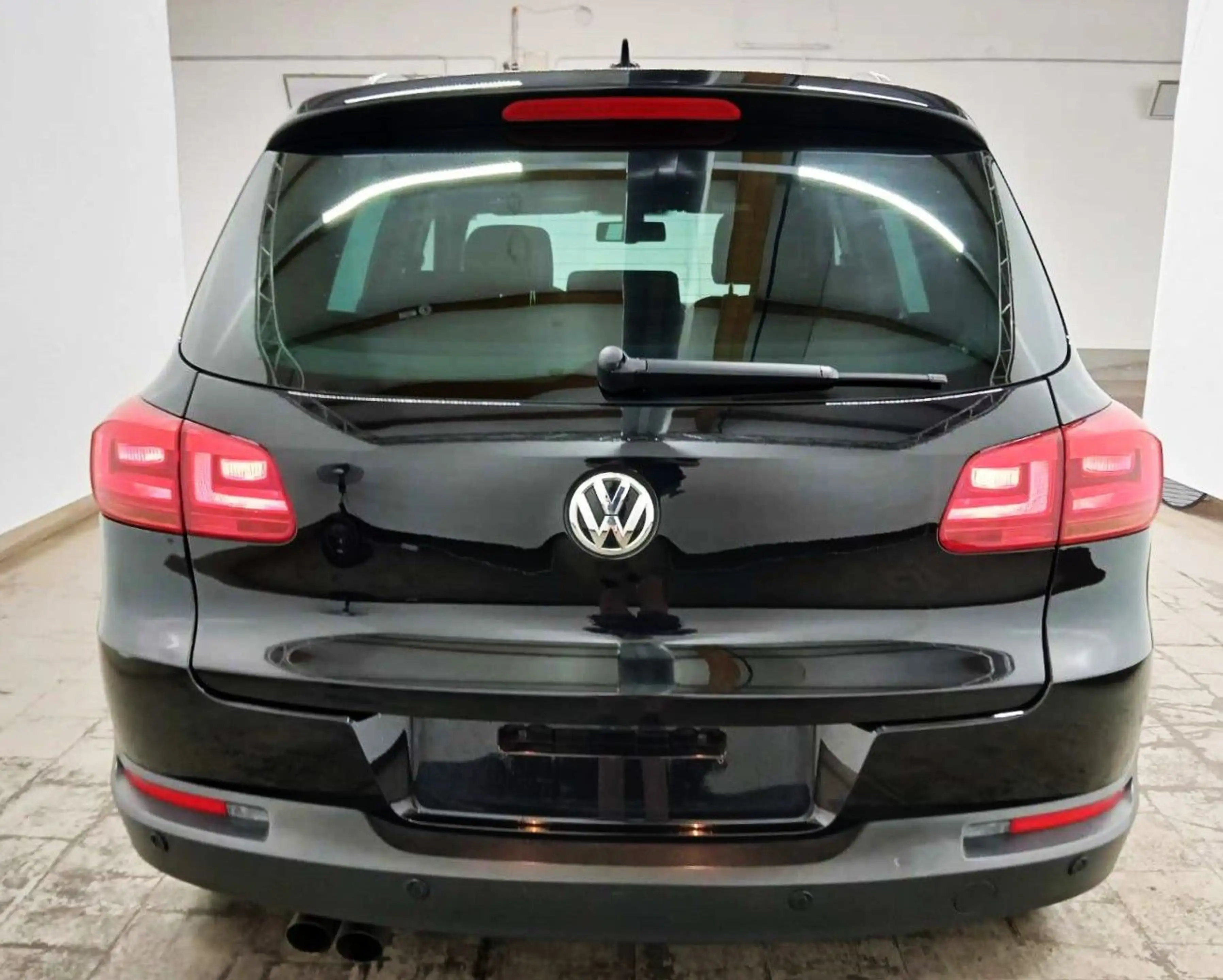Volkswagen Tiguan 1.4TSI DSG Sport & Style|AHK|R-CAM|1.HAND — photo 7