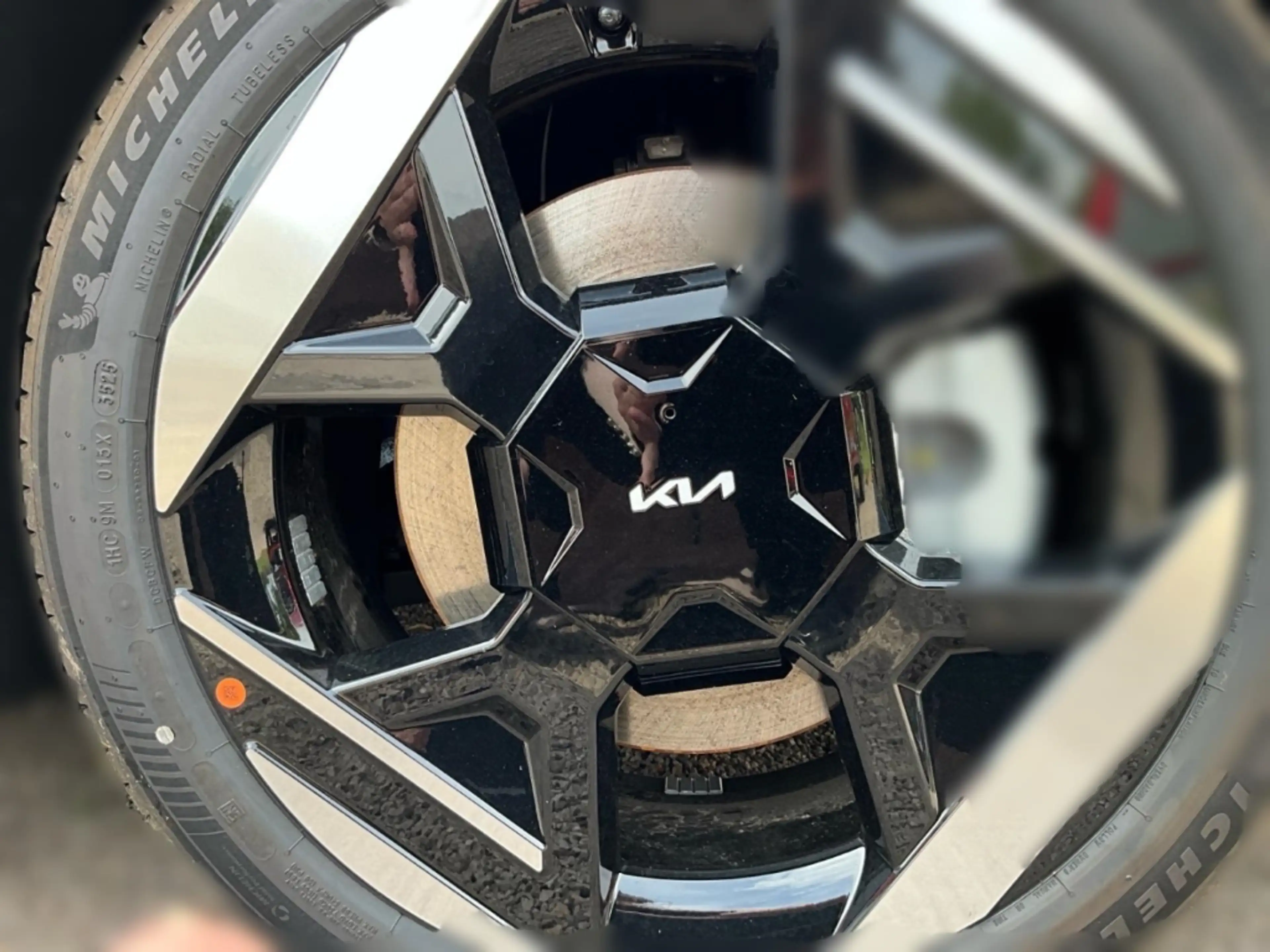 Kia EV4 81,4kWh Earth P3-P7 WP 360°el.Heckklappe 19'' Priv — photo 8