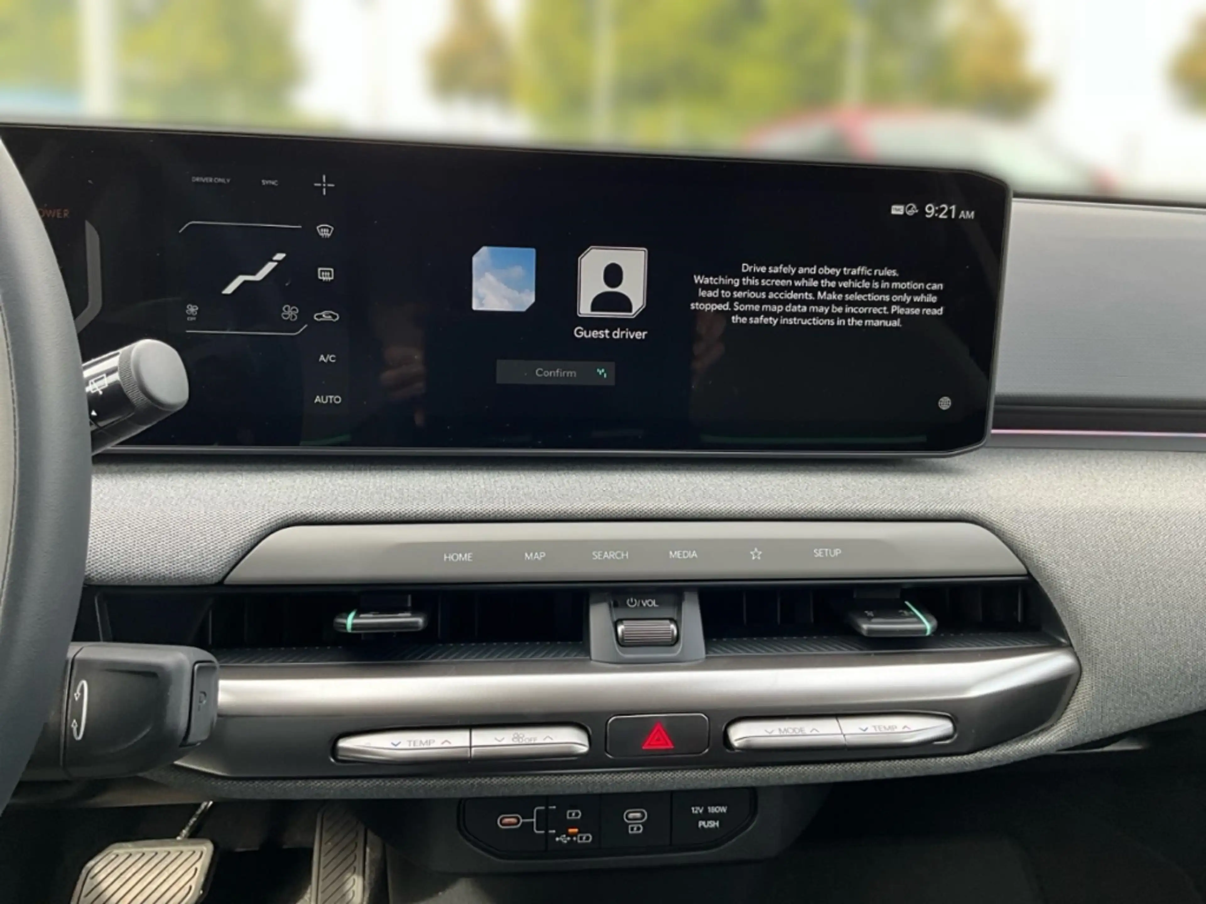 Kia EV4 81,4kWh Earth P3-P7 WP 360°el.Heckklappe 19'' Priv — photo 11
