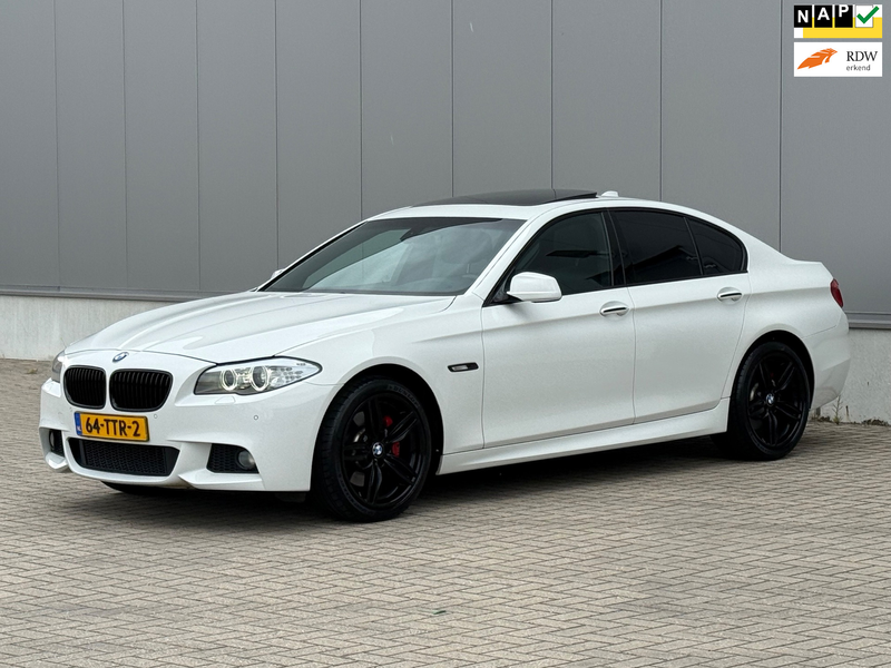 BMW 528 5-serie 528i High Executive M PAKKET PANO NAP