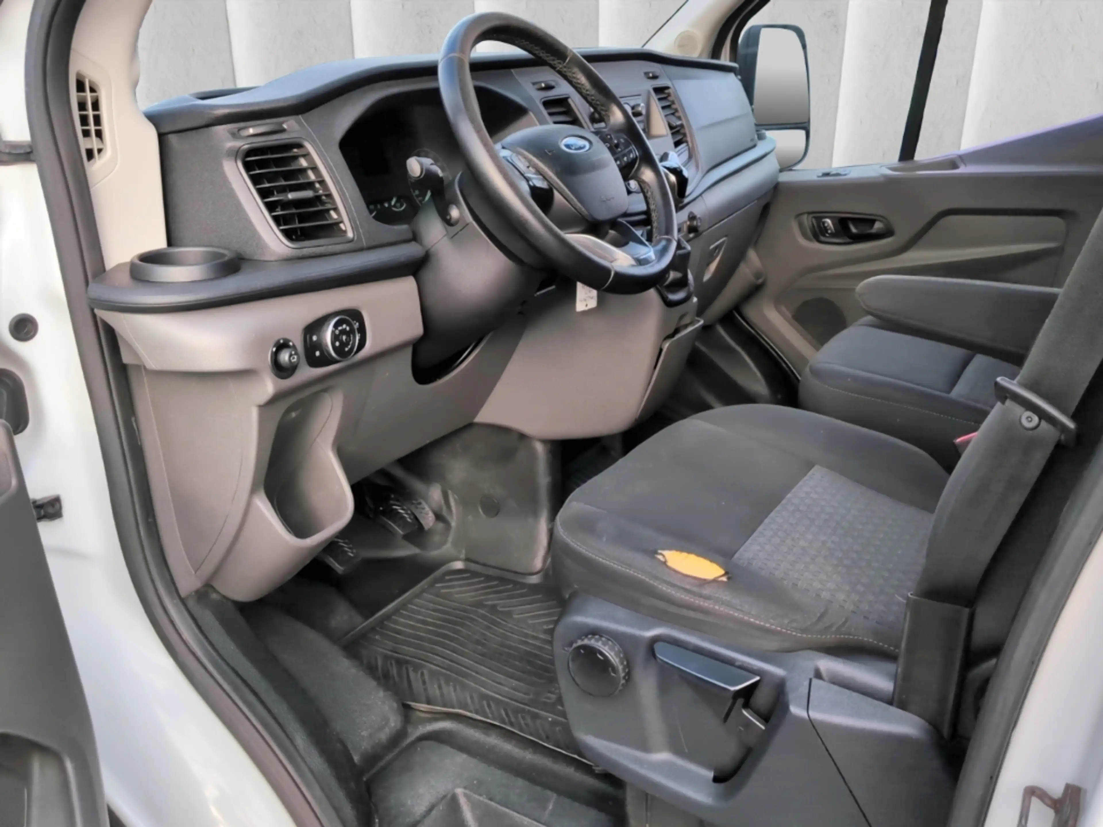 Ford Transit Kasten AWD L3H2 3,5t 2.0D*AHK Temp 2xPDC — photo 5