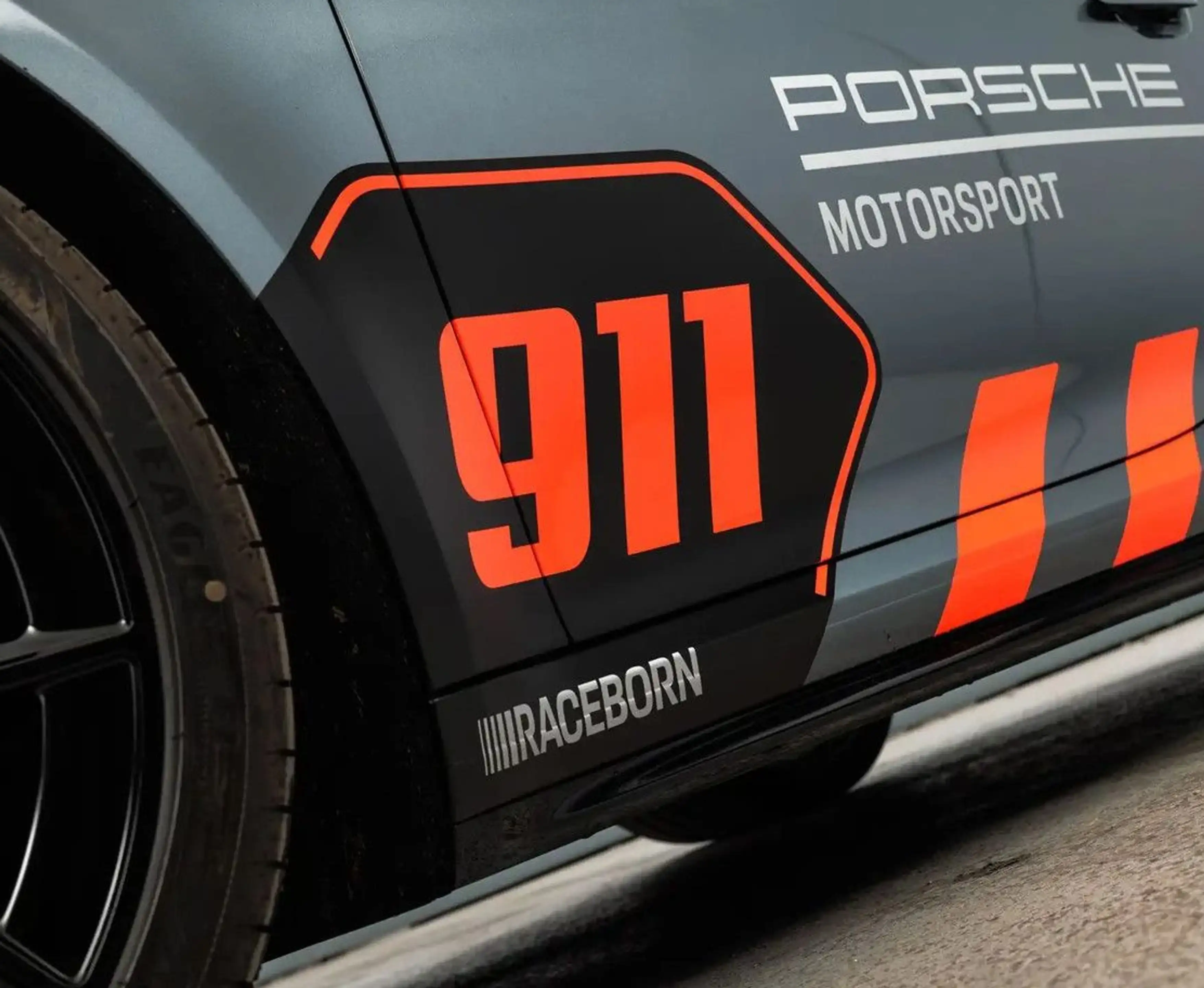 Porsche 911 Carrera T Raceborn-Schalensitze-HD-Matrix — photo 7