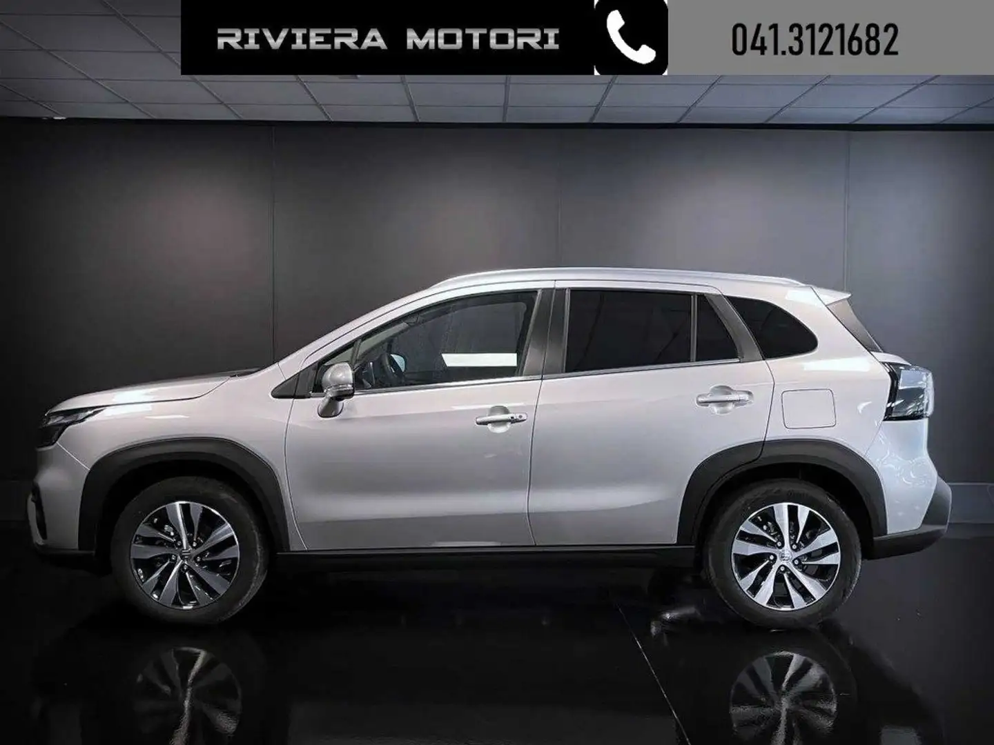 Suzuki S-Cross 1.5 140V Hybrid A/T Starview Šedá - 2