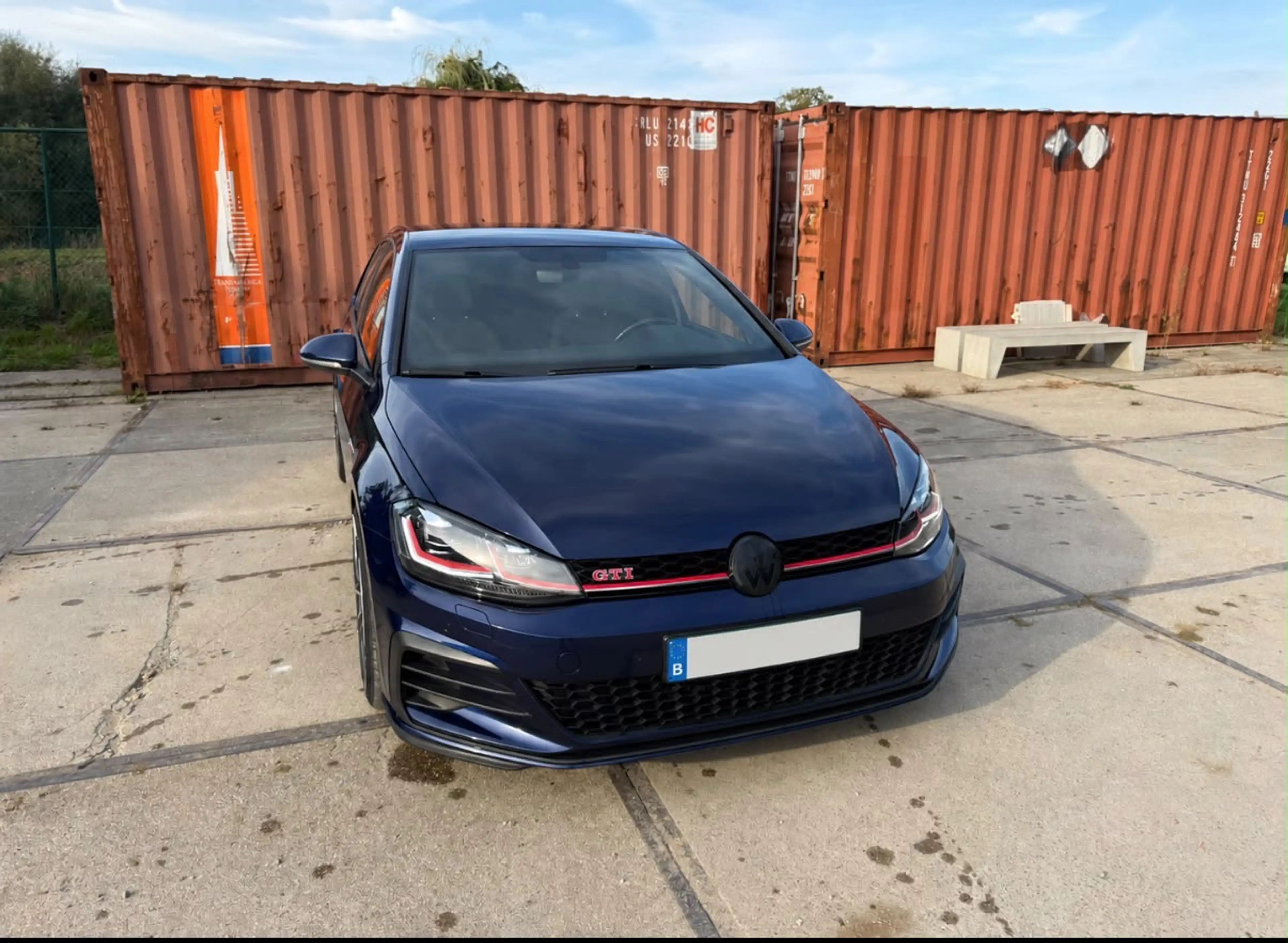 Volkswagen Golf GTI Golf 2.0 TSI OPF DSG — photo 4