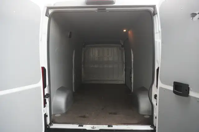 Fiat Ducato view 10