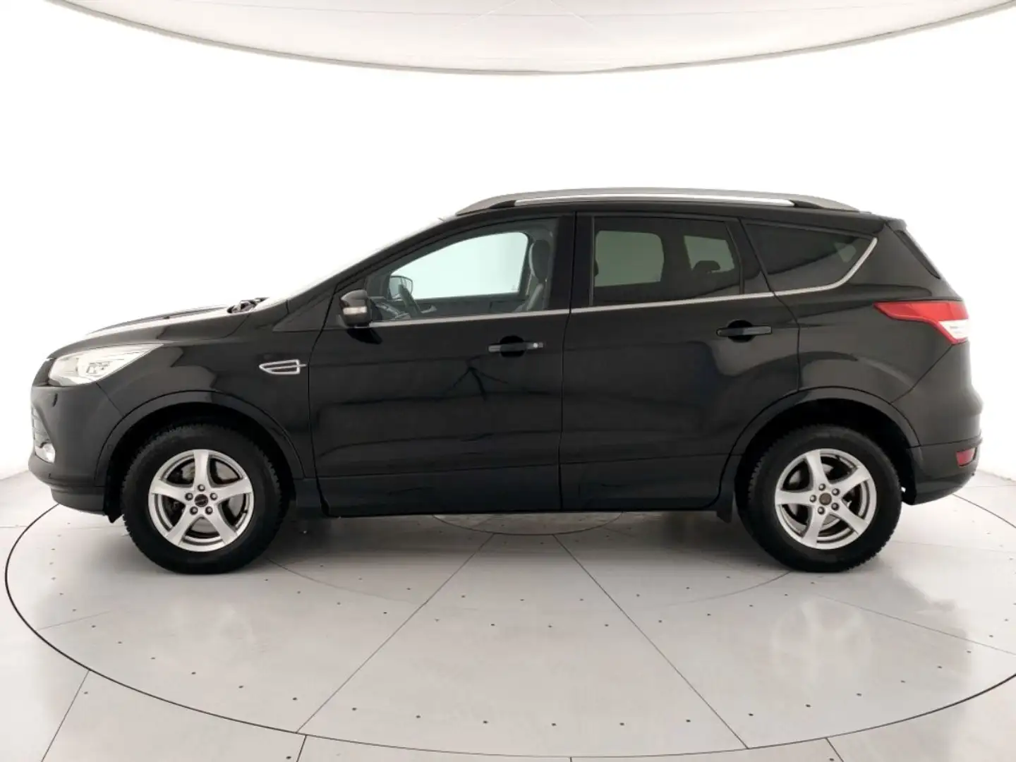 Ford Kuga 2.0 tdci Titanium 4wd 163cv powershift Nero - 2
