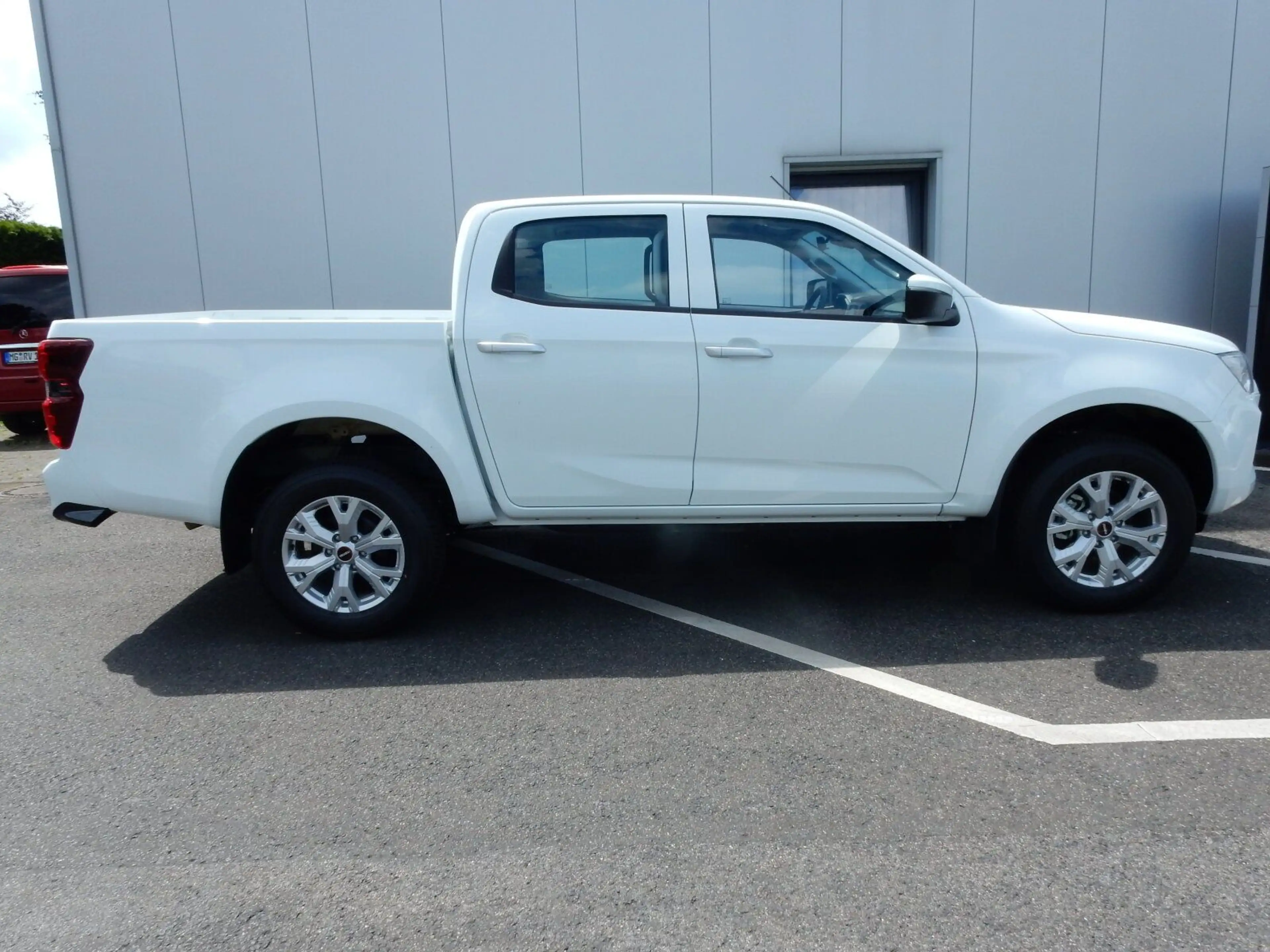 Isuzu D-Max Mod 1,9 Double Cab LS — photo 3