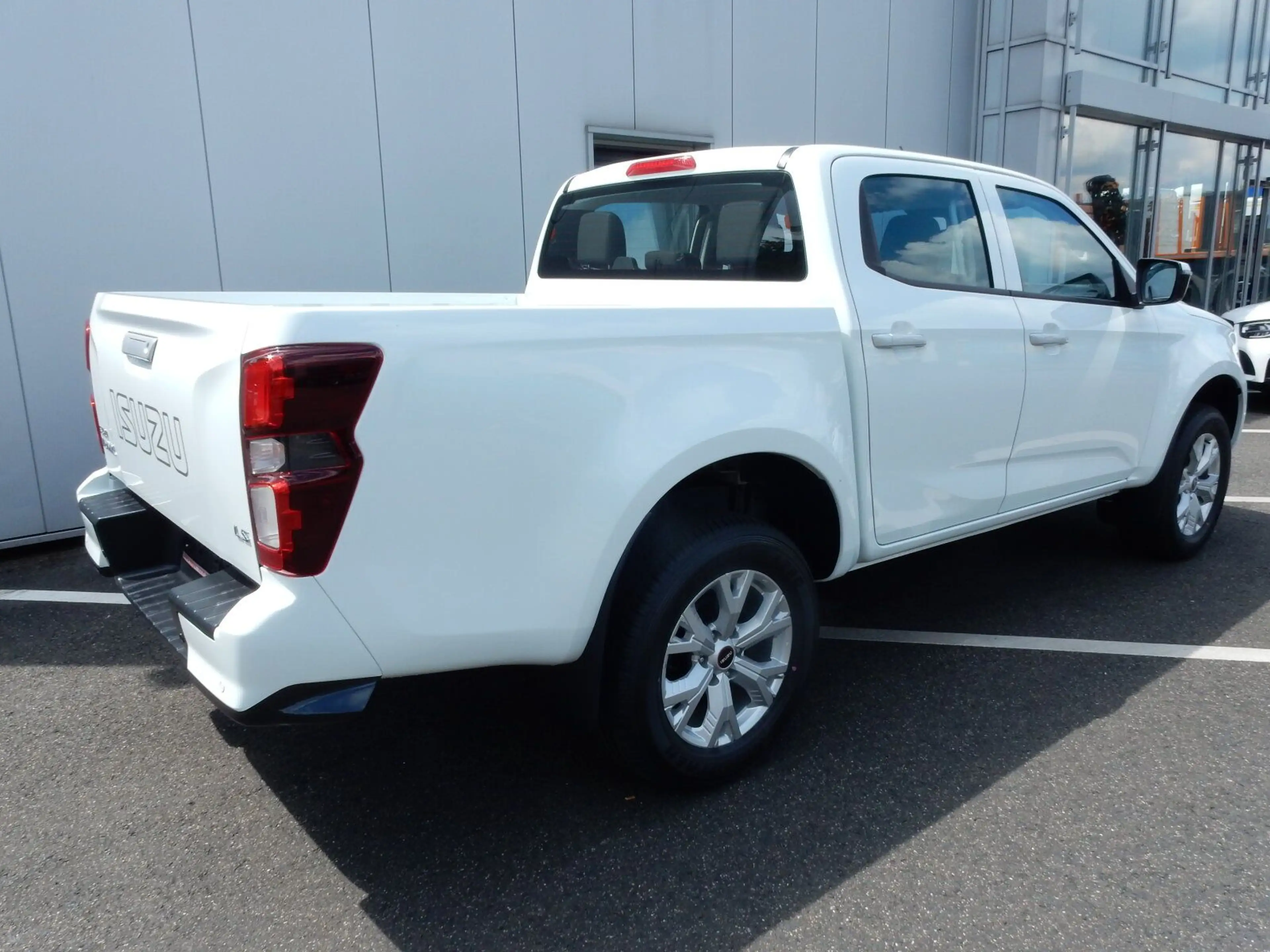 Isuzu D-Max Mod 1,9 Double Cab LS — photo 4