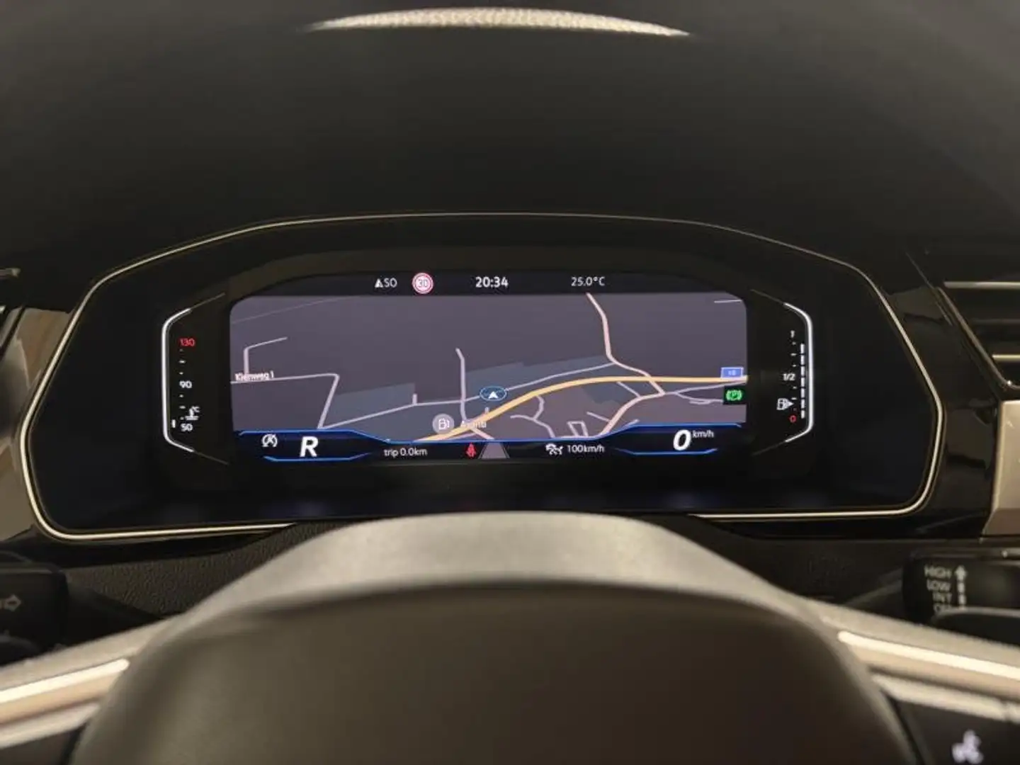 Volkswagen Passat Variant 2,0DSG VIRTUAL COCKPIT LED KAMERA ANHÄNGEKUPPL. Weiß - 2