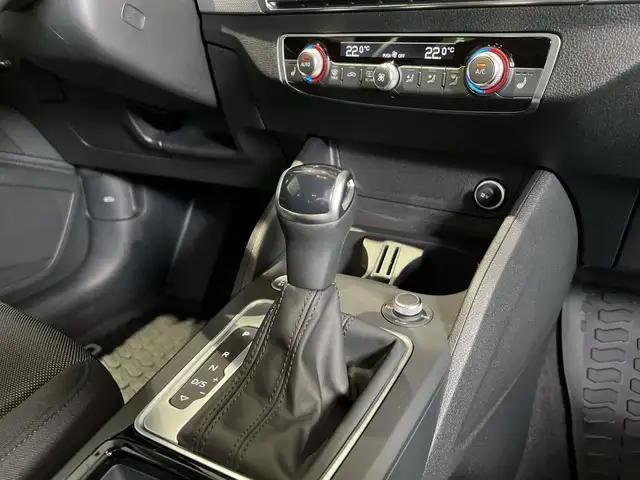 Audi Q2 view 10