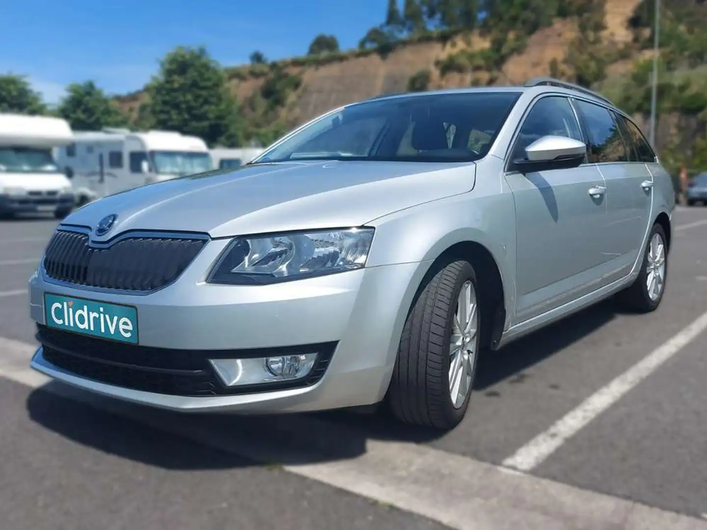 Skoda Octavia Combi 1.6TDI CR Style Gris - 2